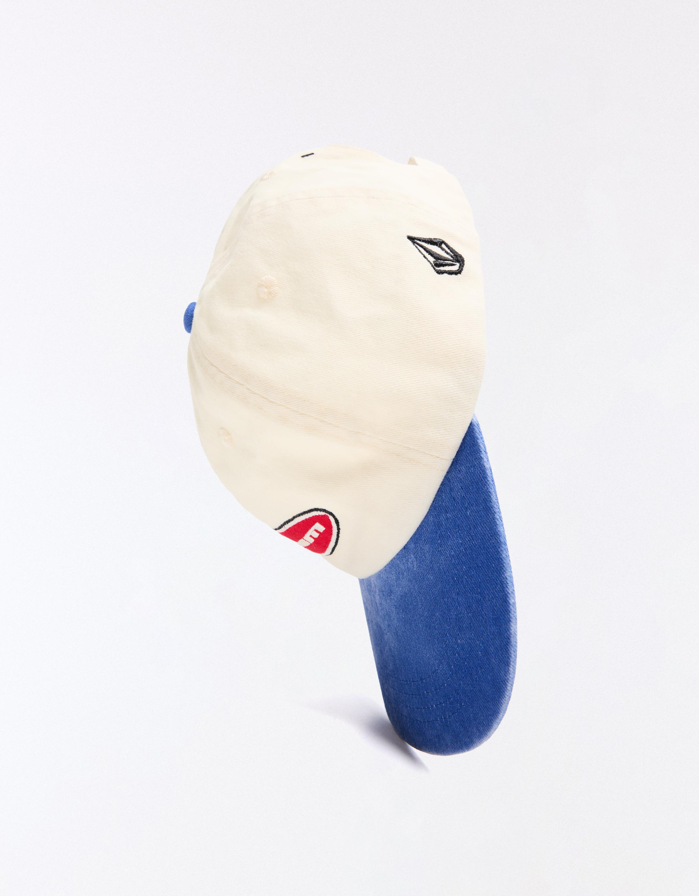 VOLCOM patch cap — White