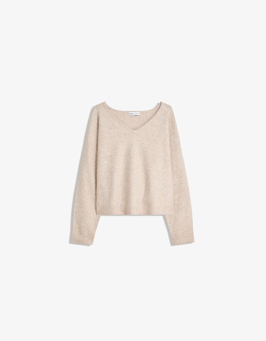 Soft touch V-neck sweater-Sand