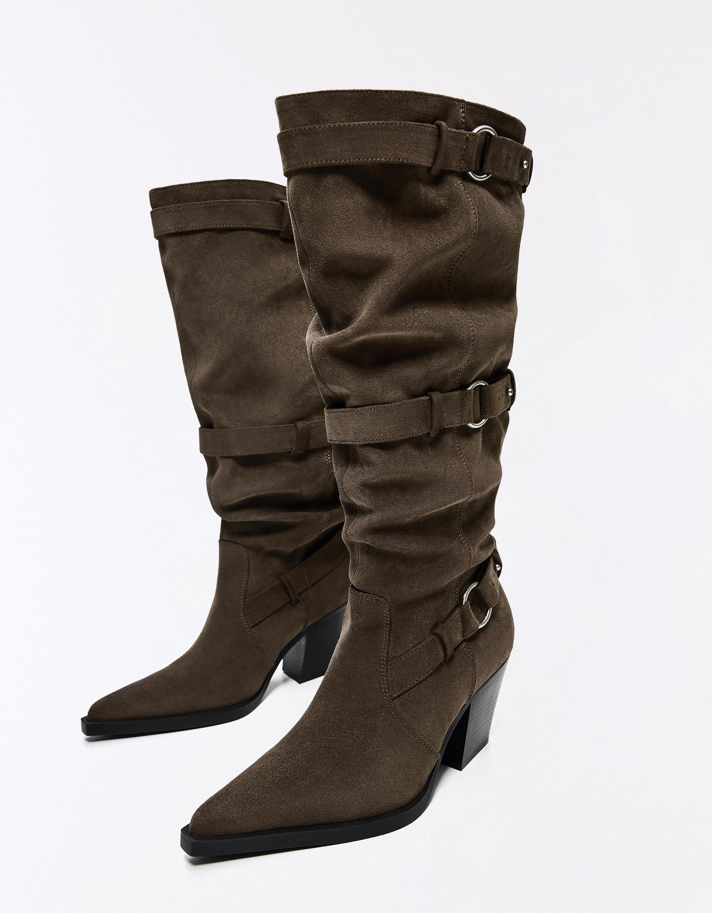Eyelet-detail heeled boots — Tan