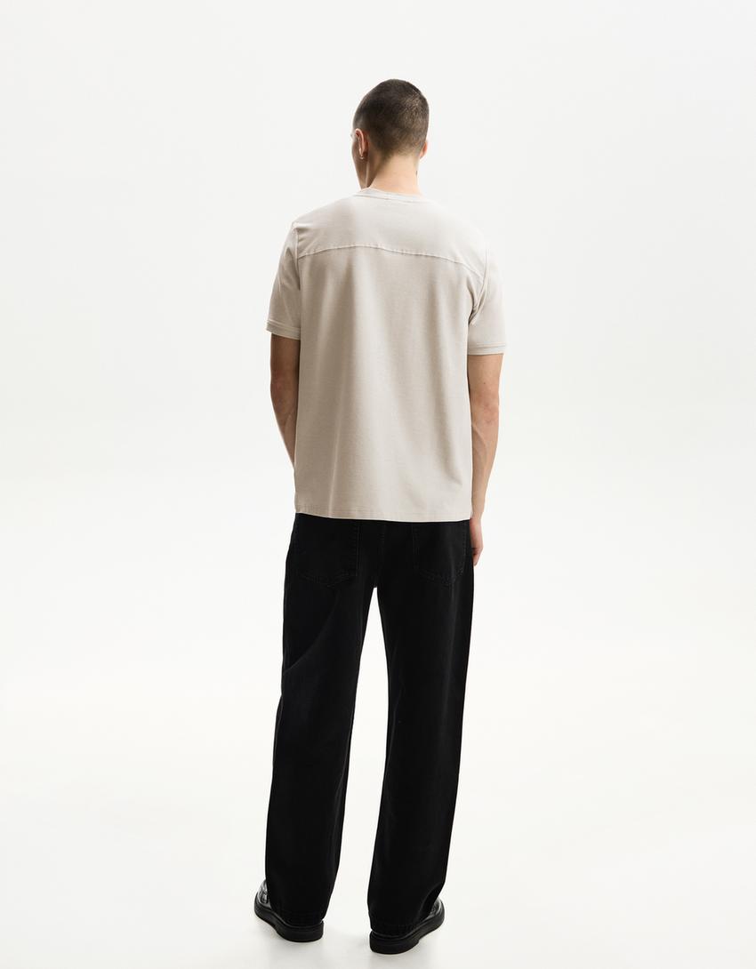 Textured short sleeve T-shirt-Stone