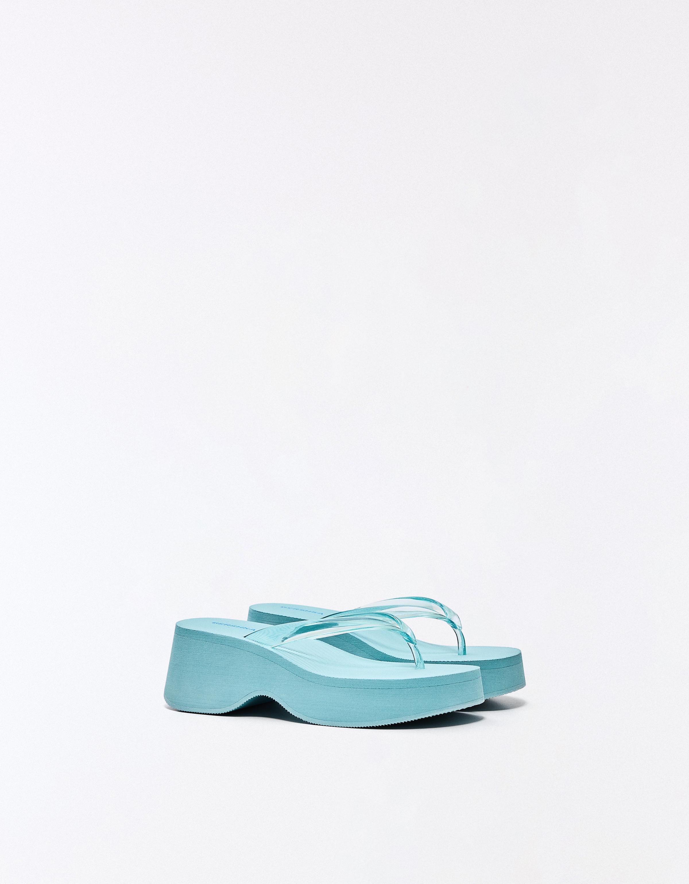 Vinyl thong platform sandals — BLUE