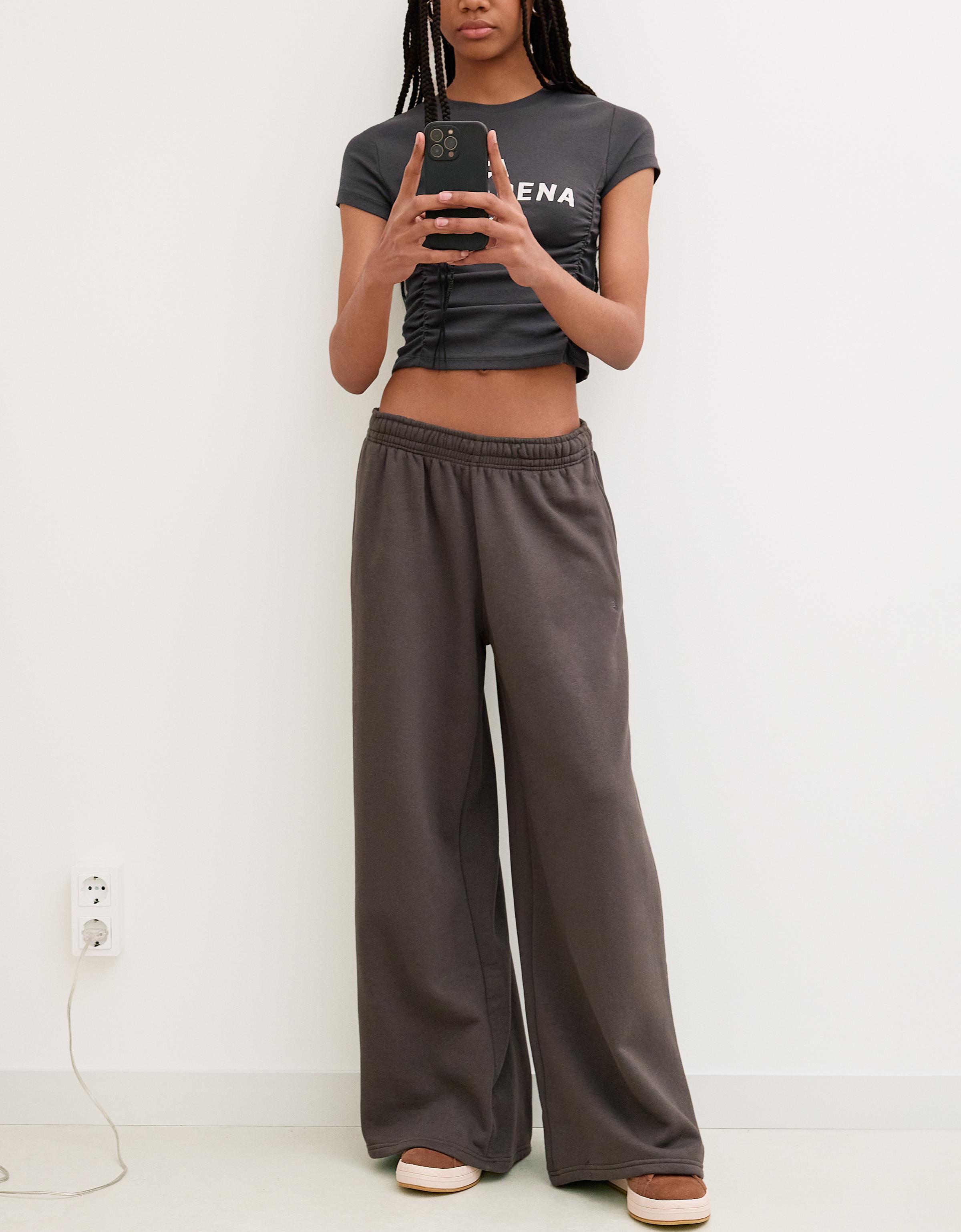 Super wide-leg plush pants - Pants - BSK Teen | Bershka