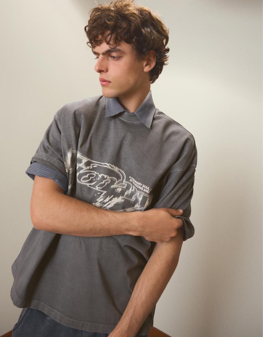 Camiseta boxy fit print-Gris