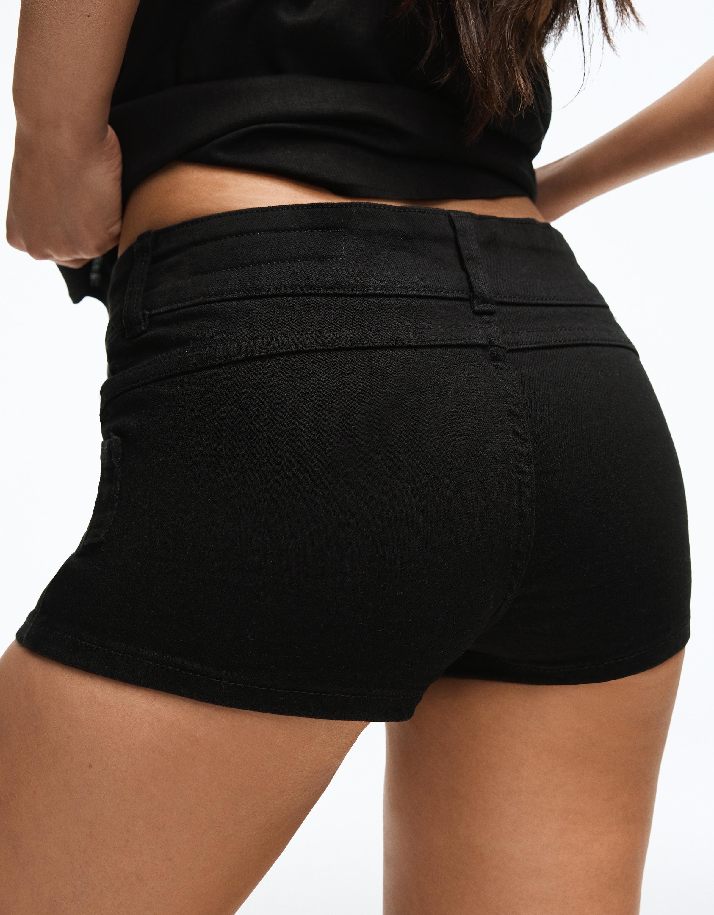 Contrast mini denim shorts — Black