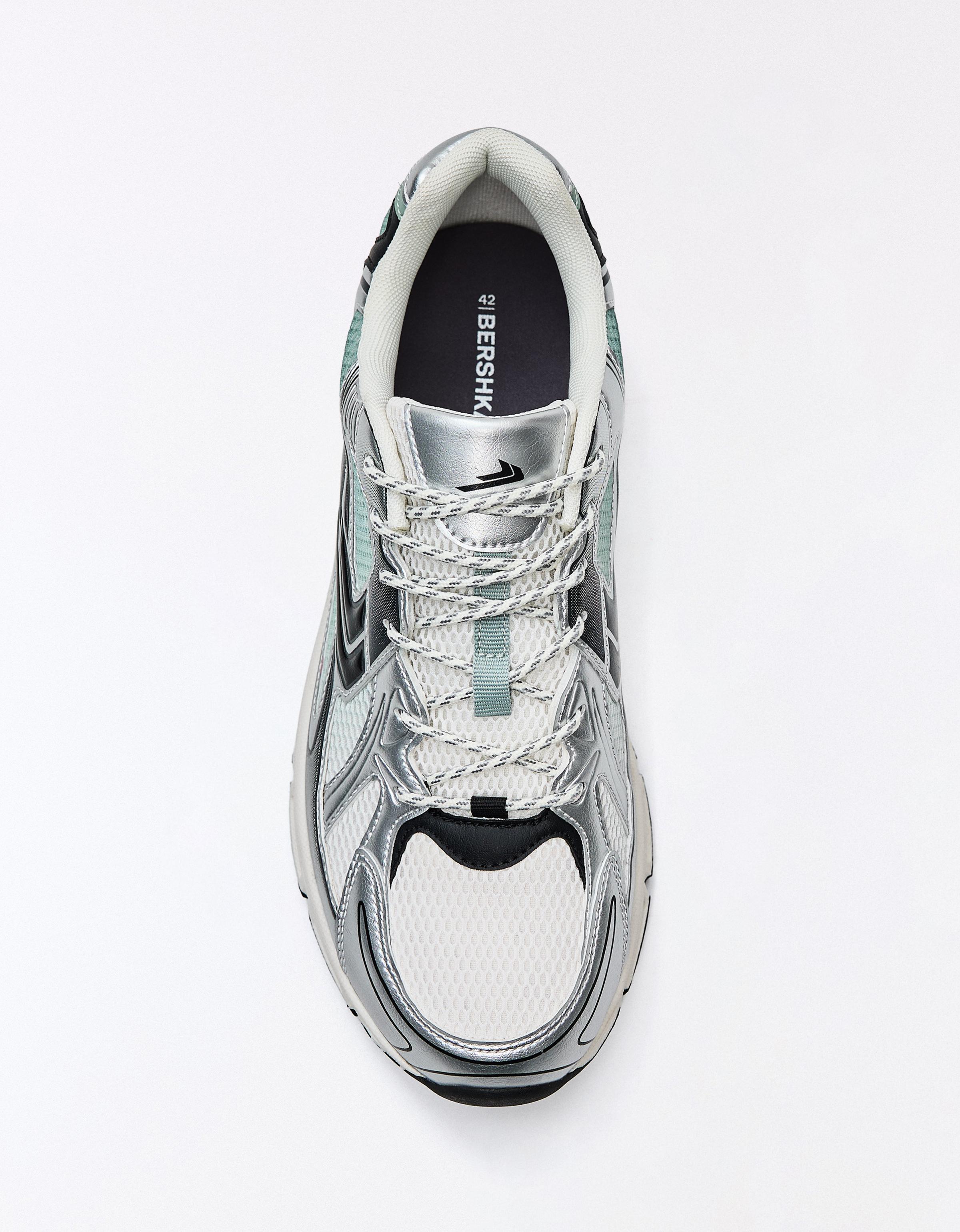 MULTI-PIECE TRAINERS — WHITE