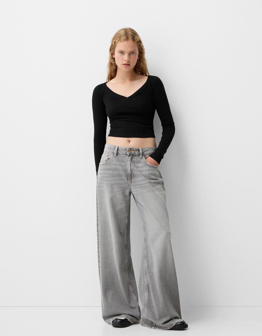 2-pack of long sleeve V-neck T-shirts - Women | Bershka