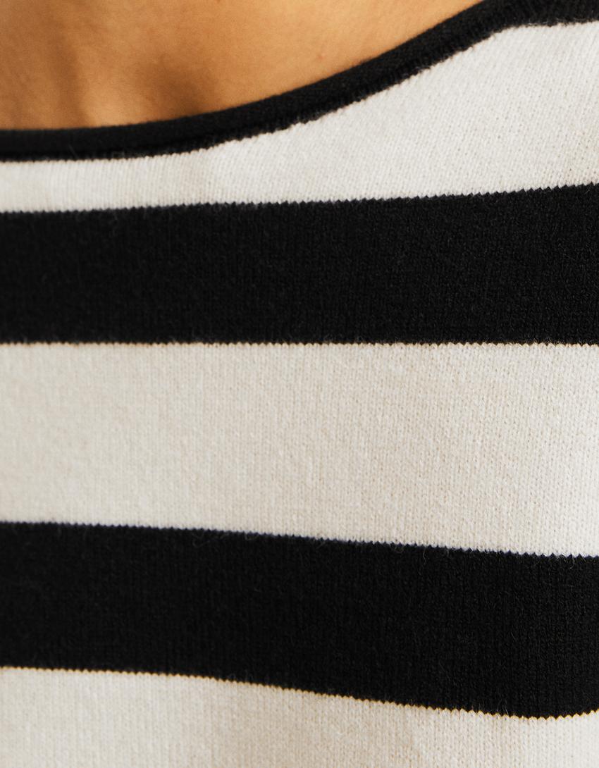 سويتر مقلّم-أسود-5