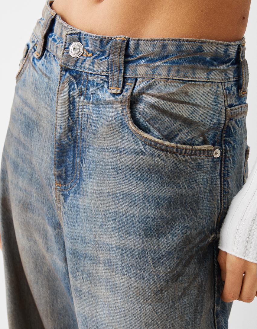 بنطال جينز طراز التسعينيات ممزق وباهت واسع الساقين-أزرق-5