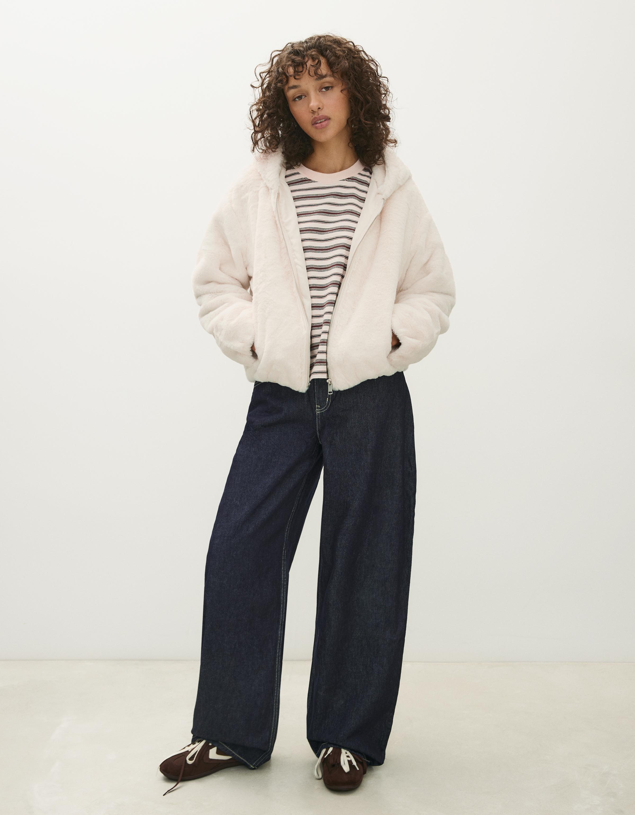 Hooded jacket with fur — Cream