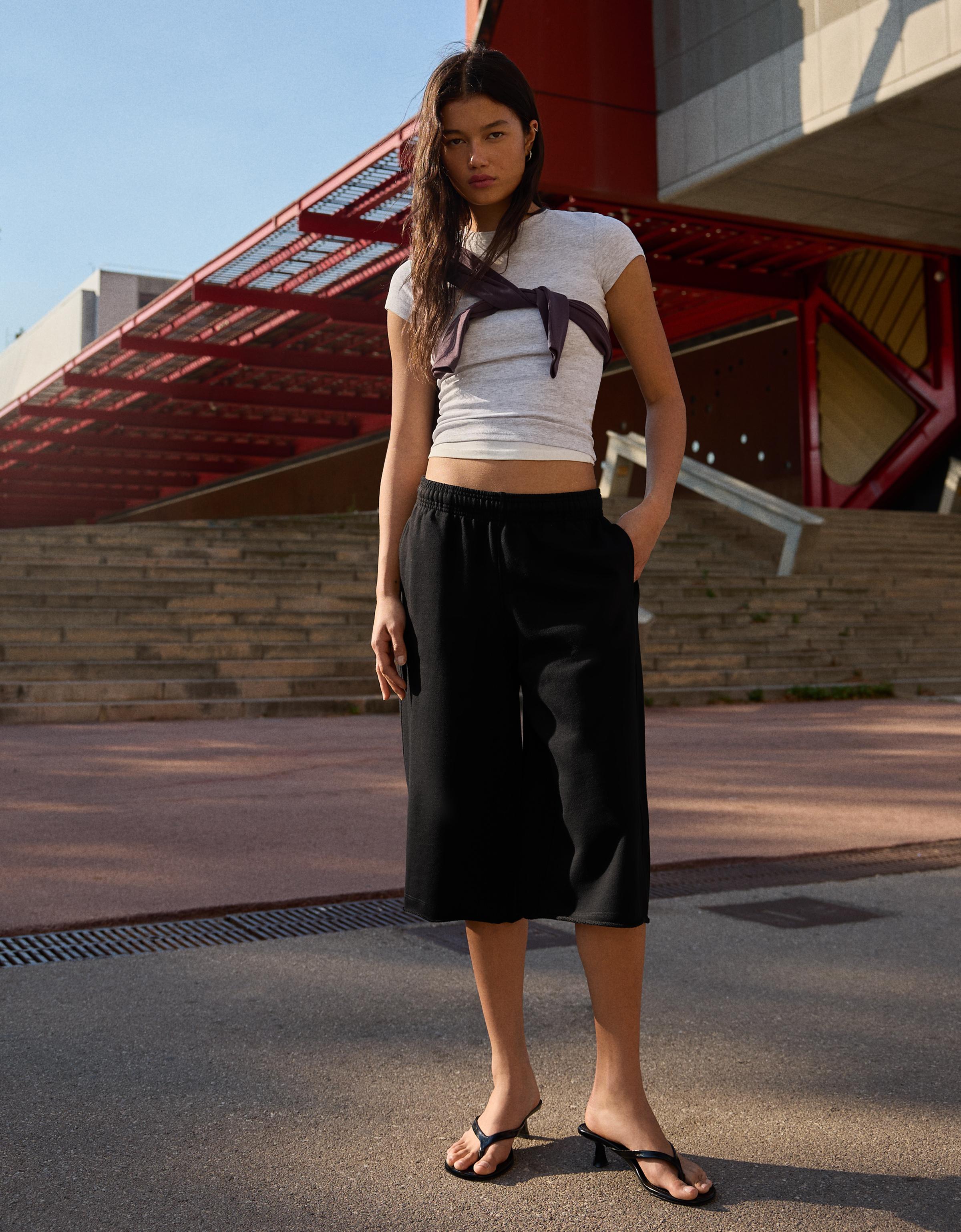 Bershka Bermuda Felpa Mujer L Negro