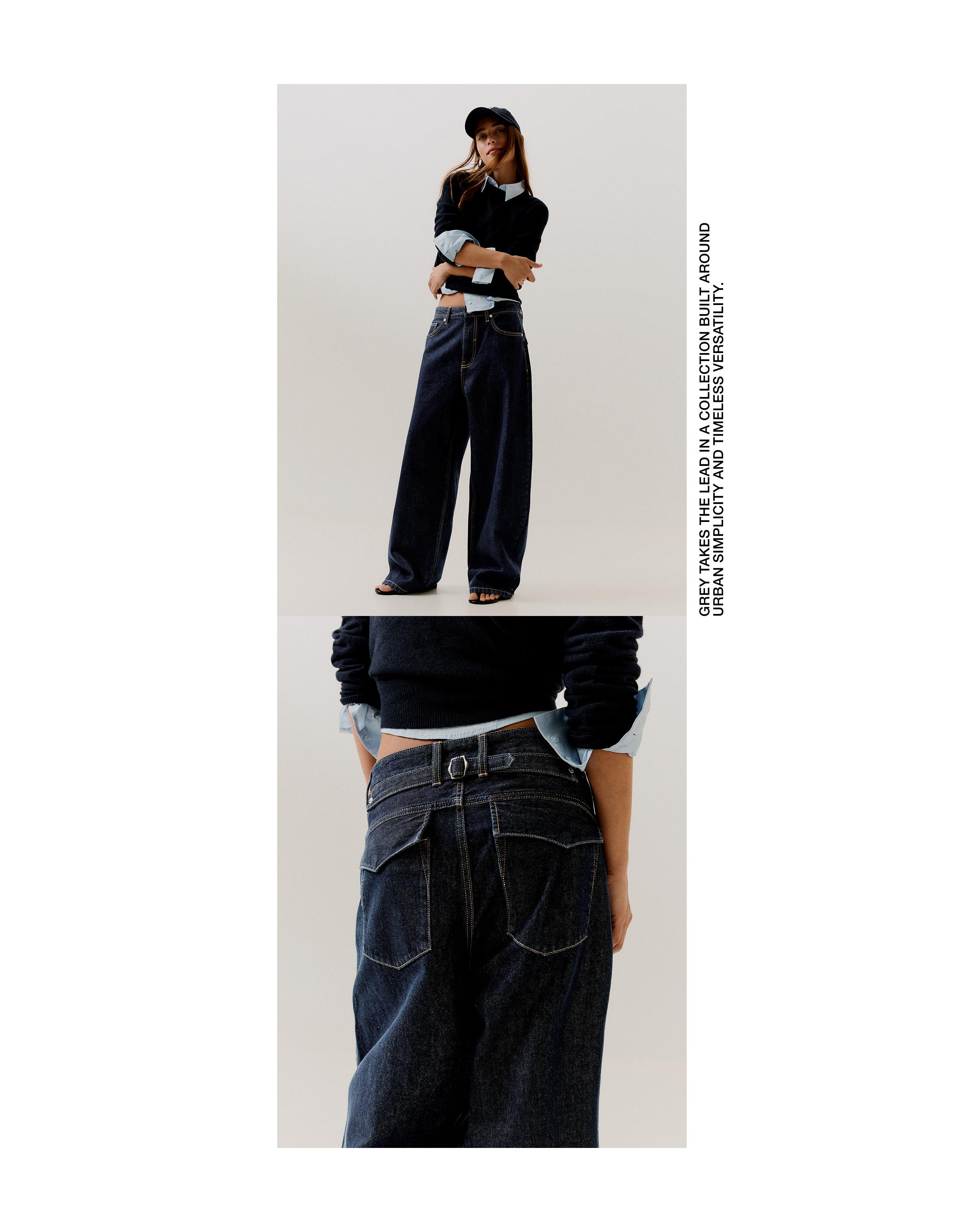 Barrel jeans with back buckle — Navy