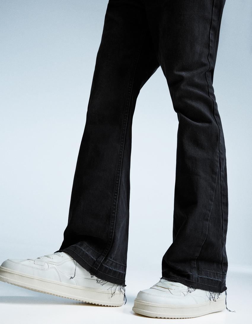 Straight-fit flared jeans-Black-2