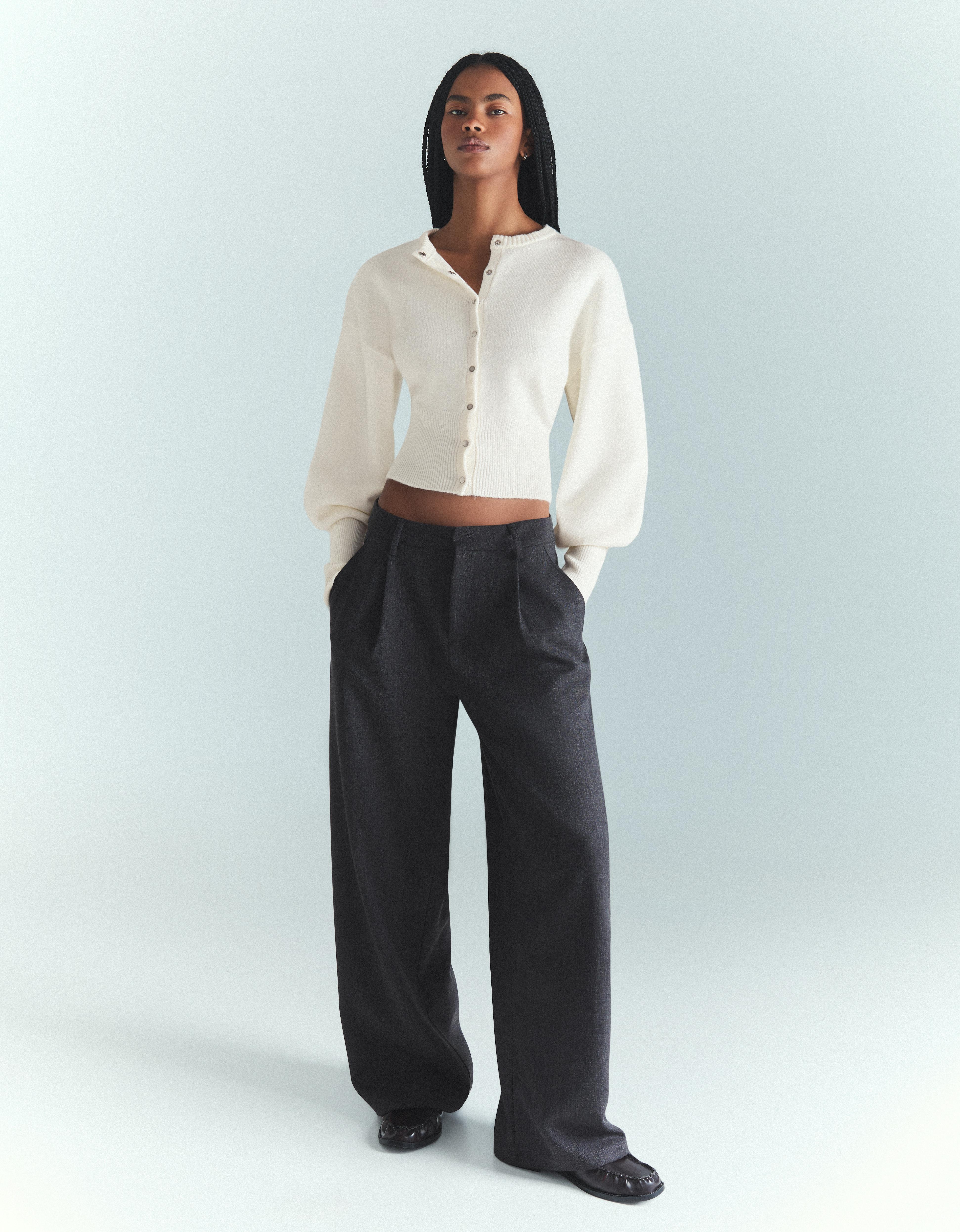 Bershka Taillierter Cardigan Rippstrick Damen L Rohweiß
