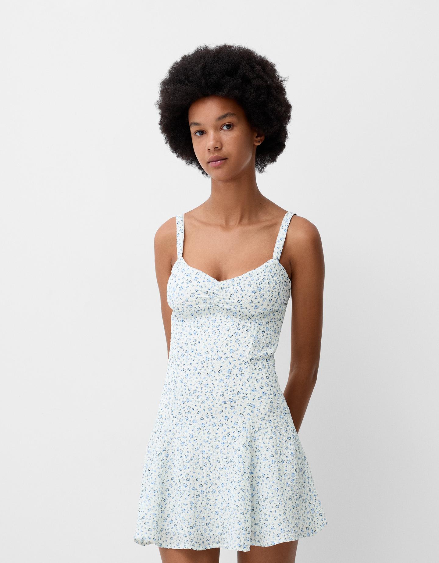 Bershka Vestido Mini Flores Gofrado Mujer S Azul Claro