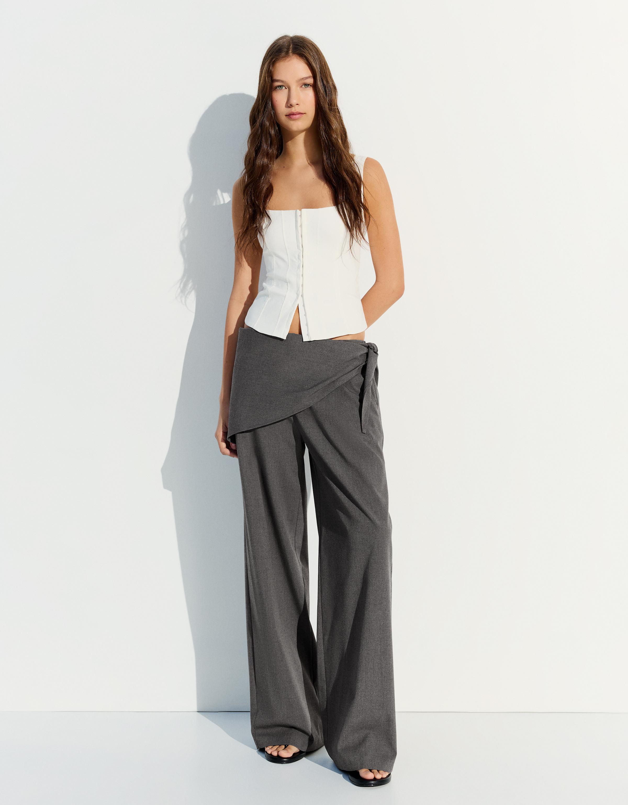 Bershka Mendilli pensli pantolon görsel 6
