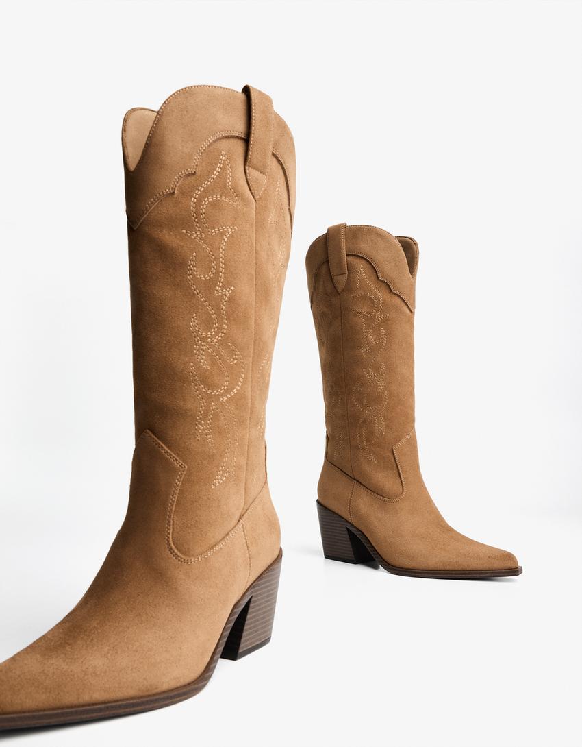 Bota tacón cowboy bordados-Arena-4