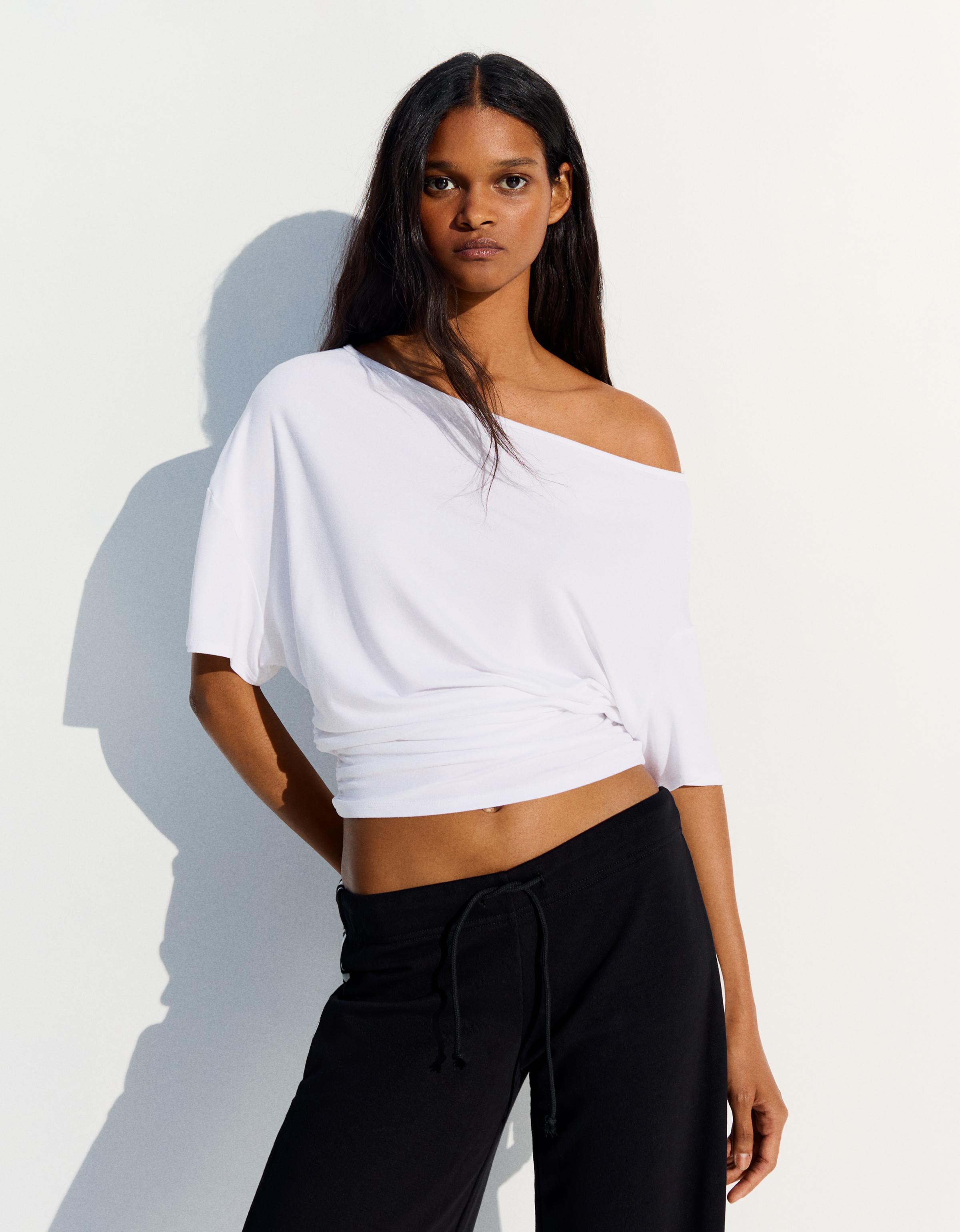 Bershka Camiseta Manga Corta Asimétrica Mujer Blanco