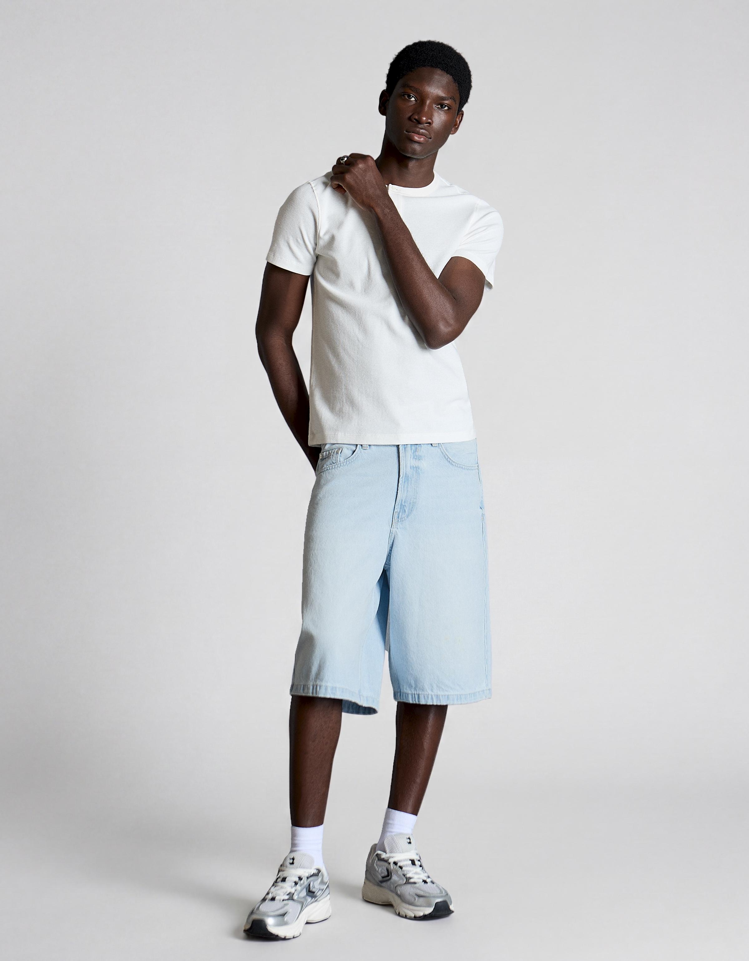 Baggy denim Bermuda shorts — Light blue