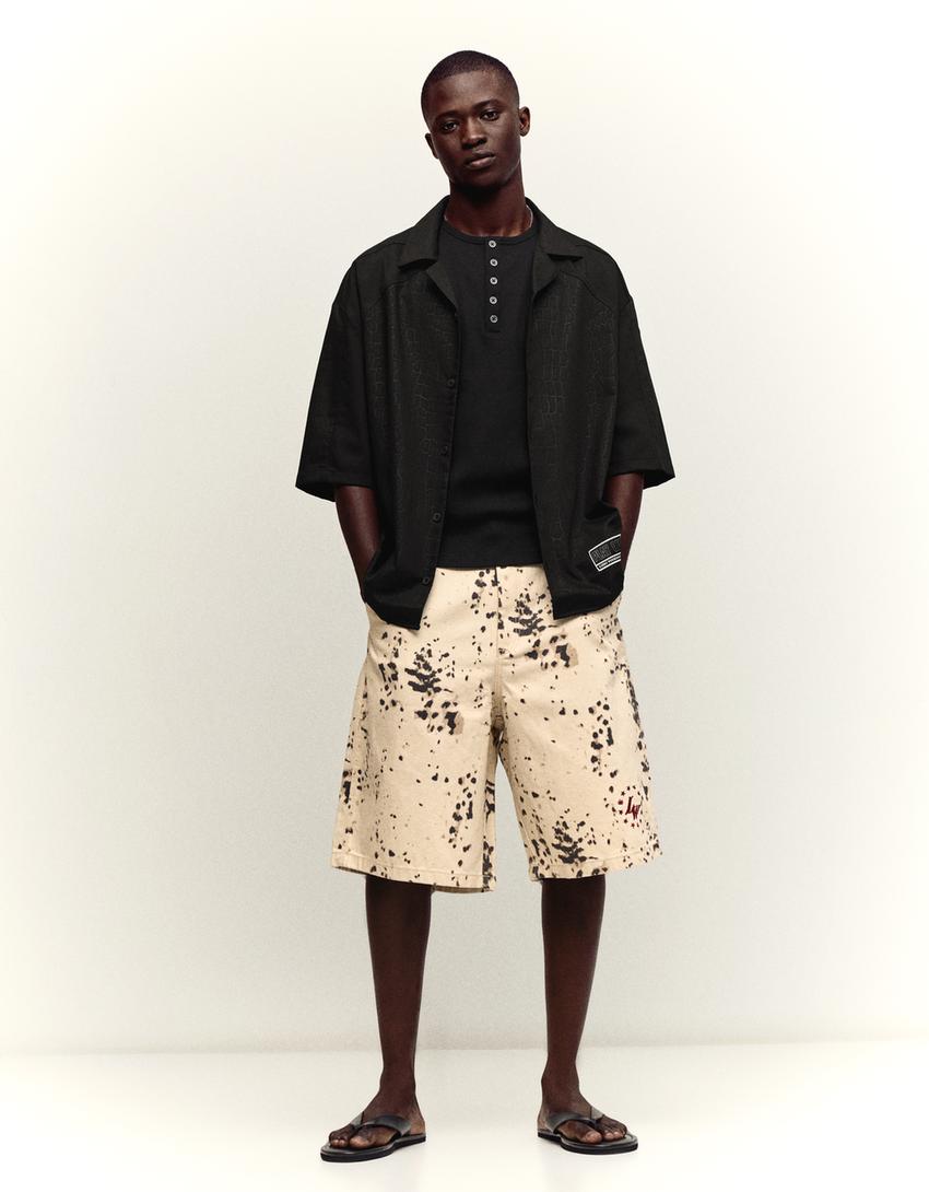Printed short sleeve boxy fit shirt-Black