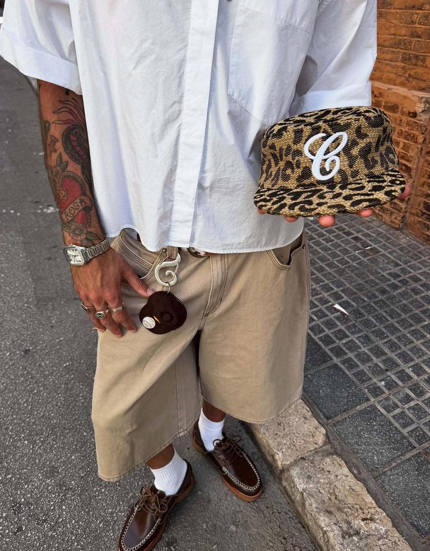 Carpenter skater Bermuda shorts-Sand-3