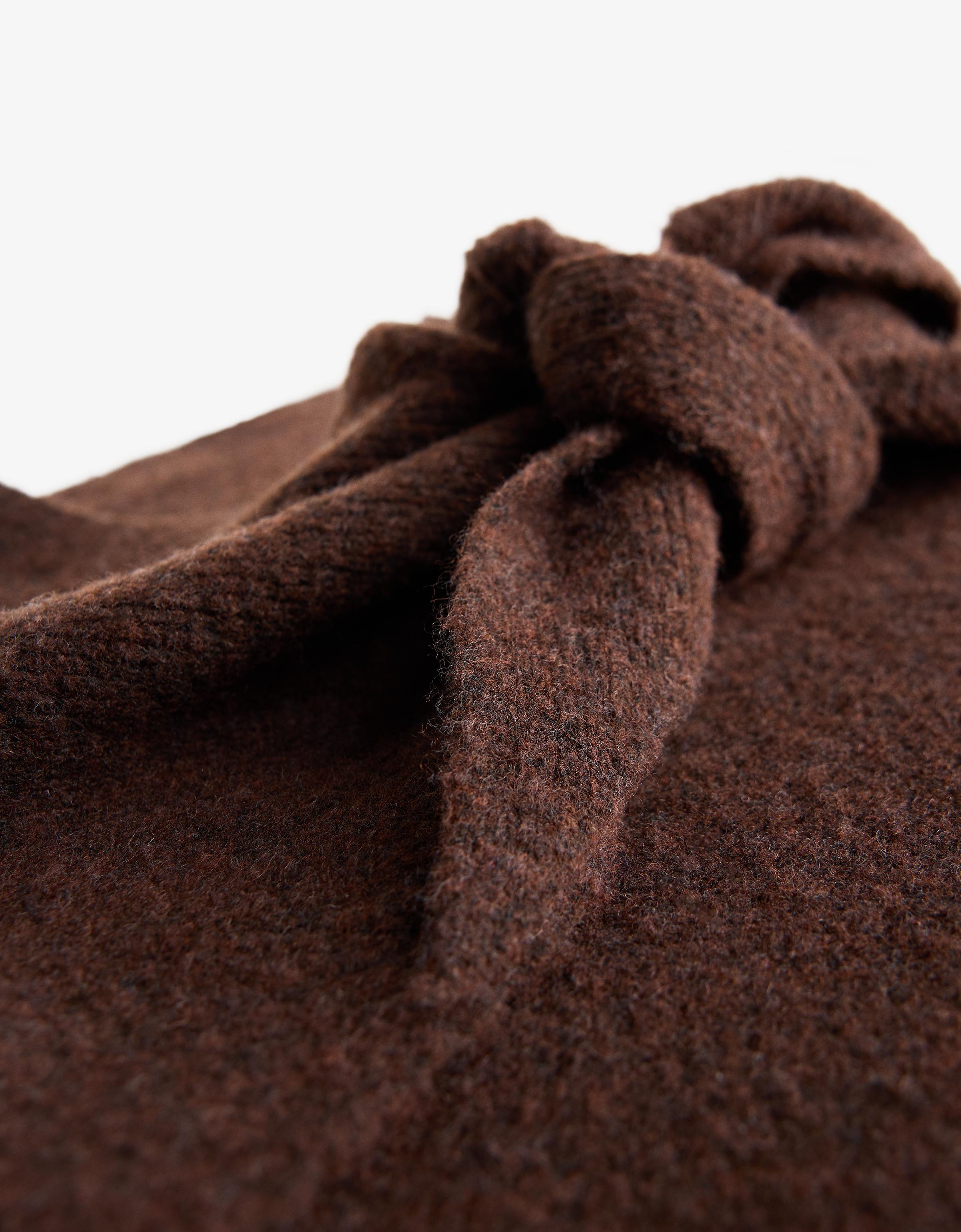 Knit scarf
