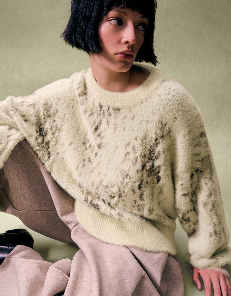 Jersey jacquard animal print