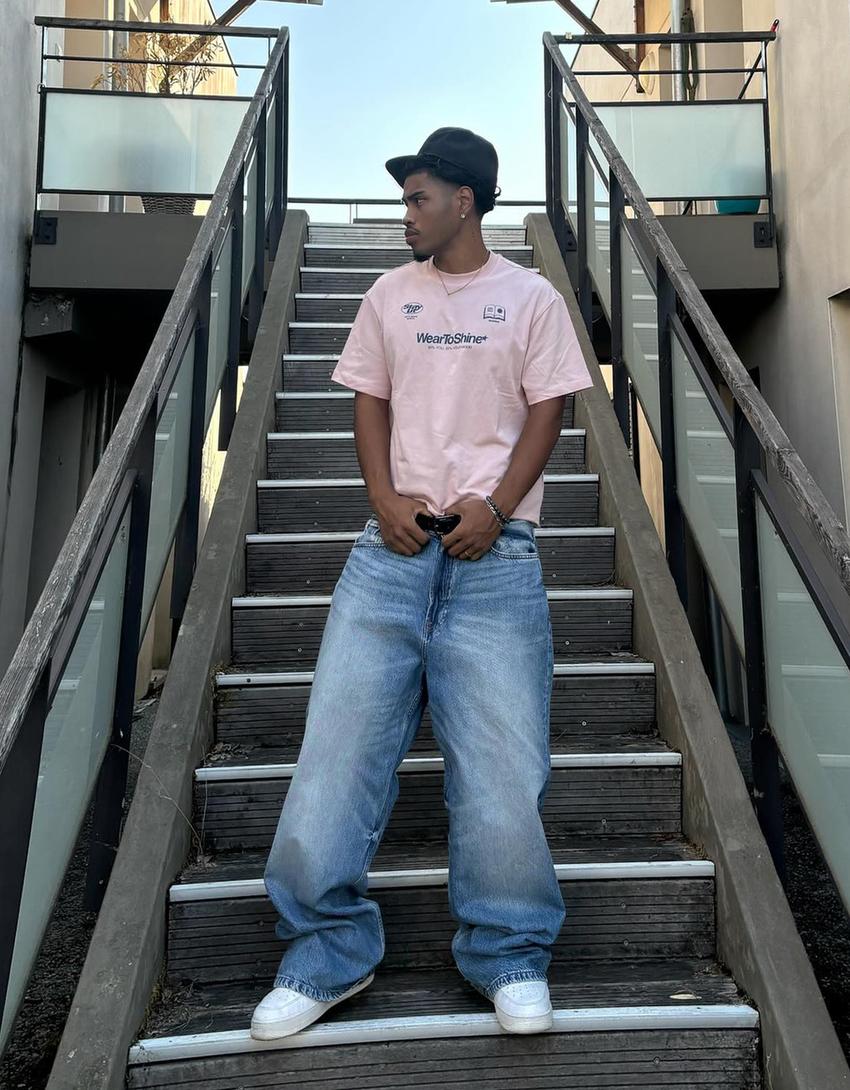 Mega Baggy Jeans-Ausgewaschenes Blau