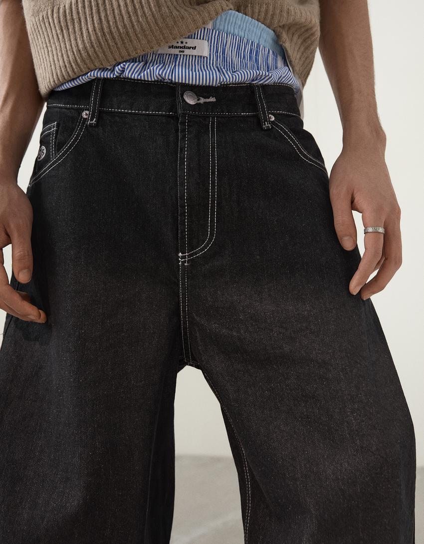 Jeans super baggy bordado-Negro