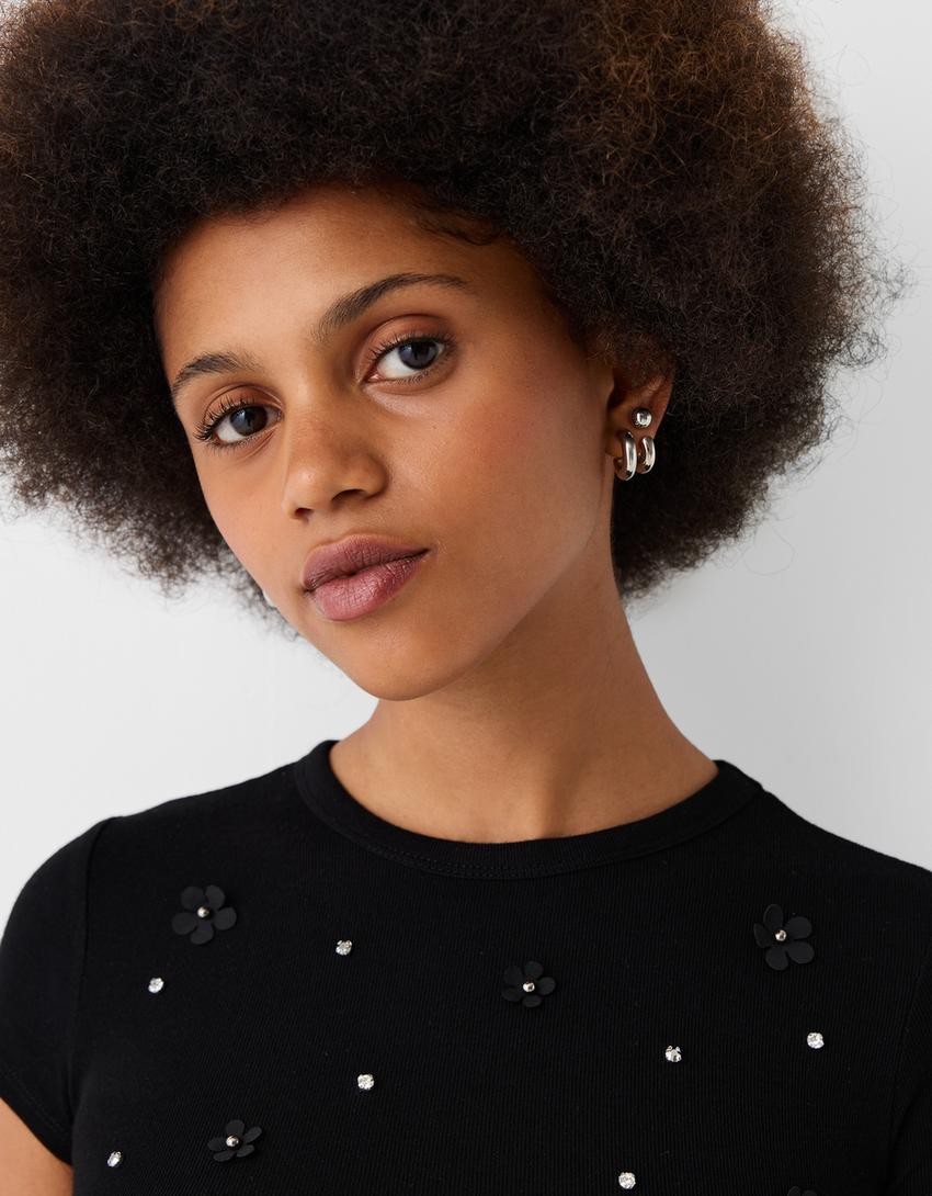 Cropped short sleeve T-shirt with detail-Black-5