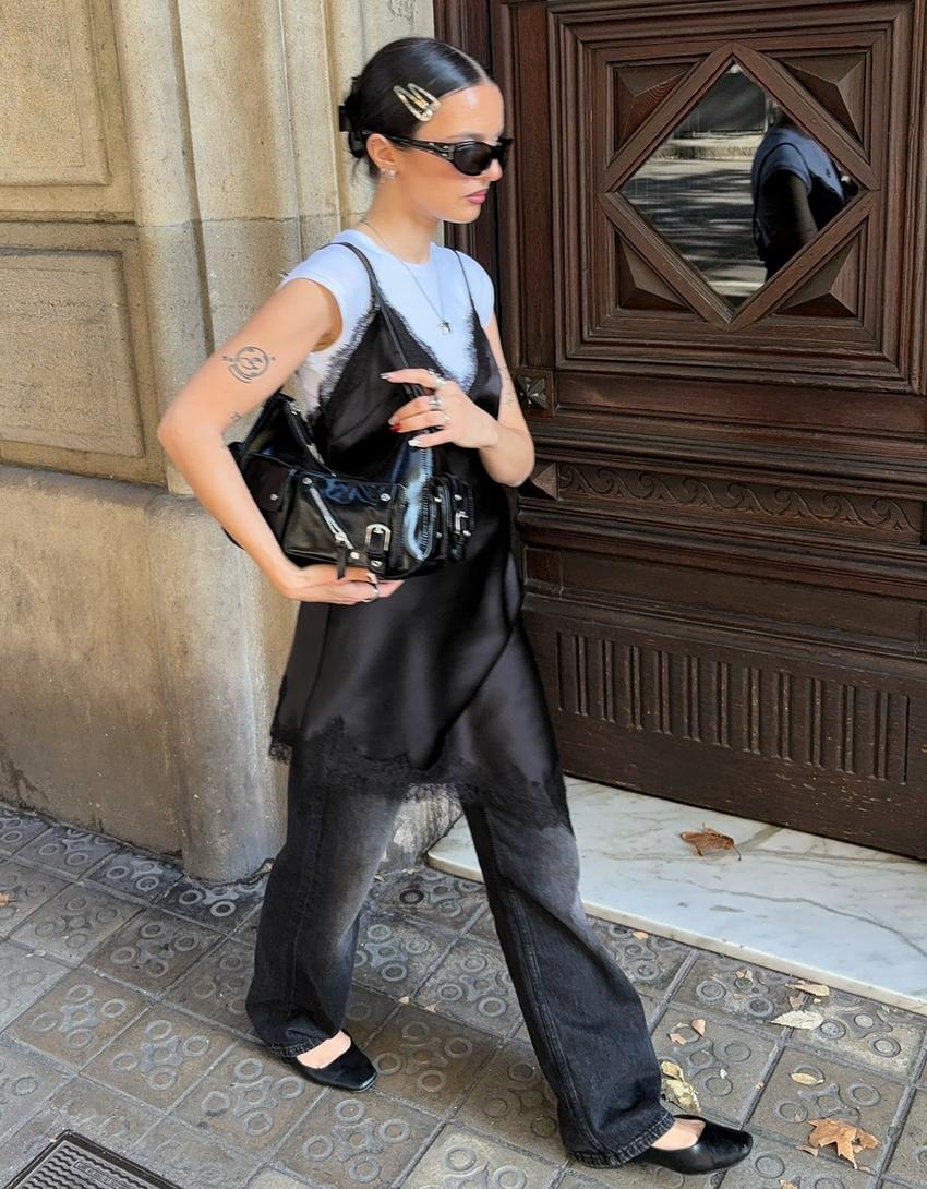 Vestit tirants setí encaix asimètric-Negre