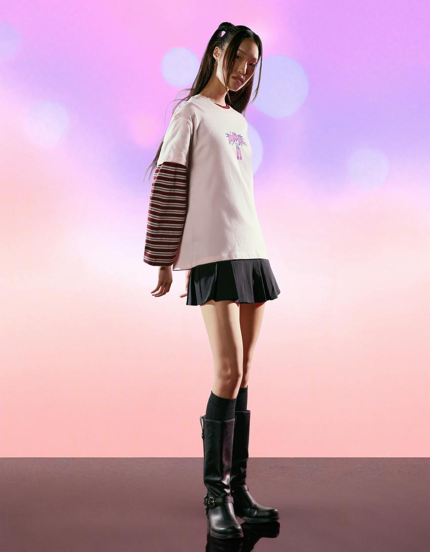 Camiseta KPop Demon Hunters Huntr/x manga corta print-Rosa