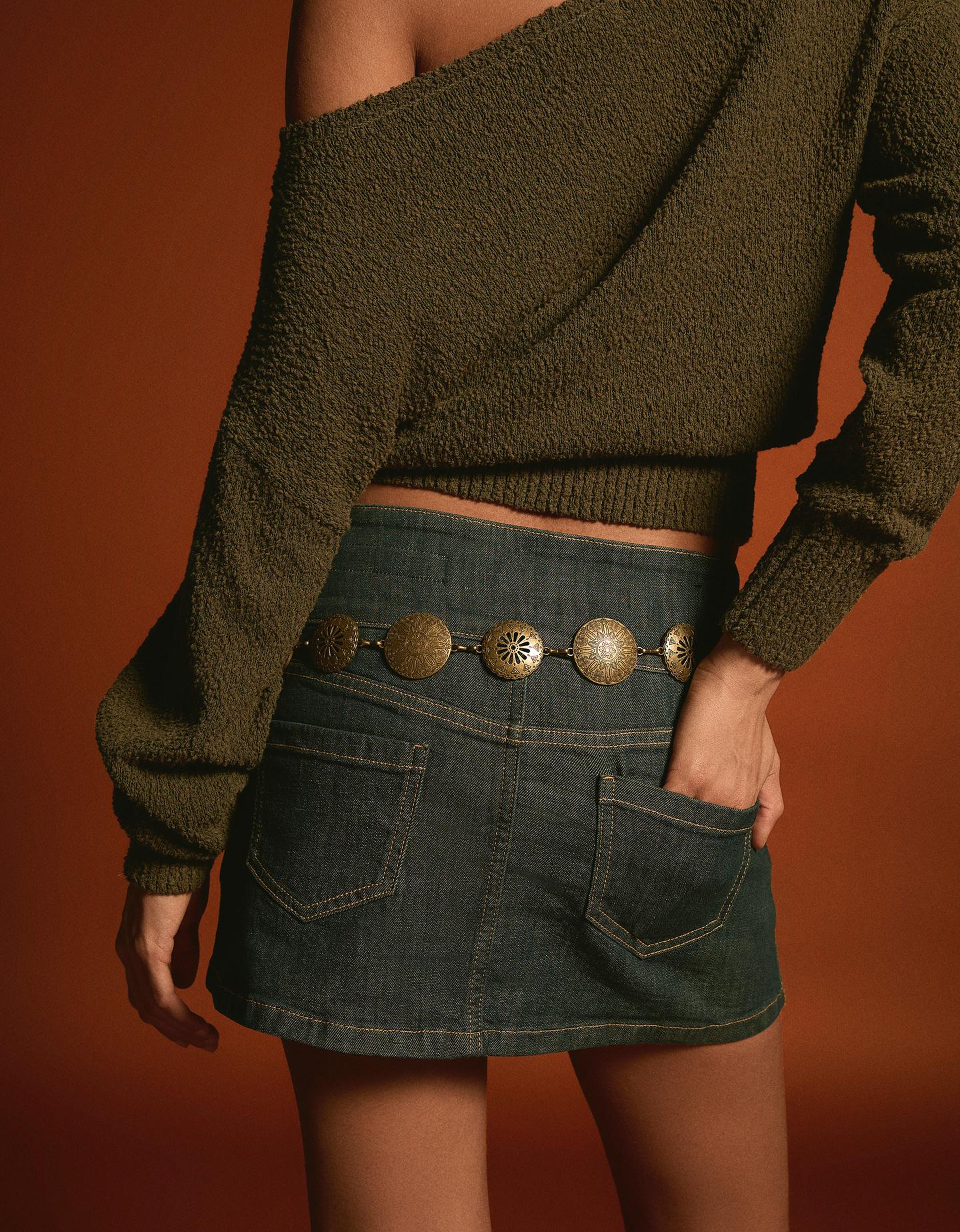 Bershka łańcuch z medalionem boho złoty