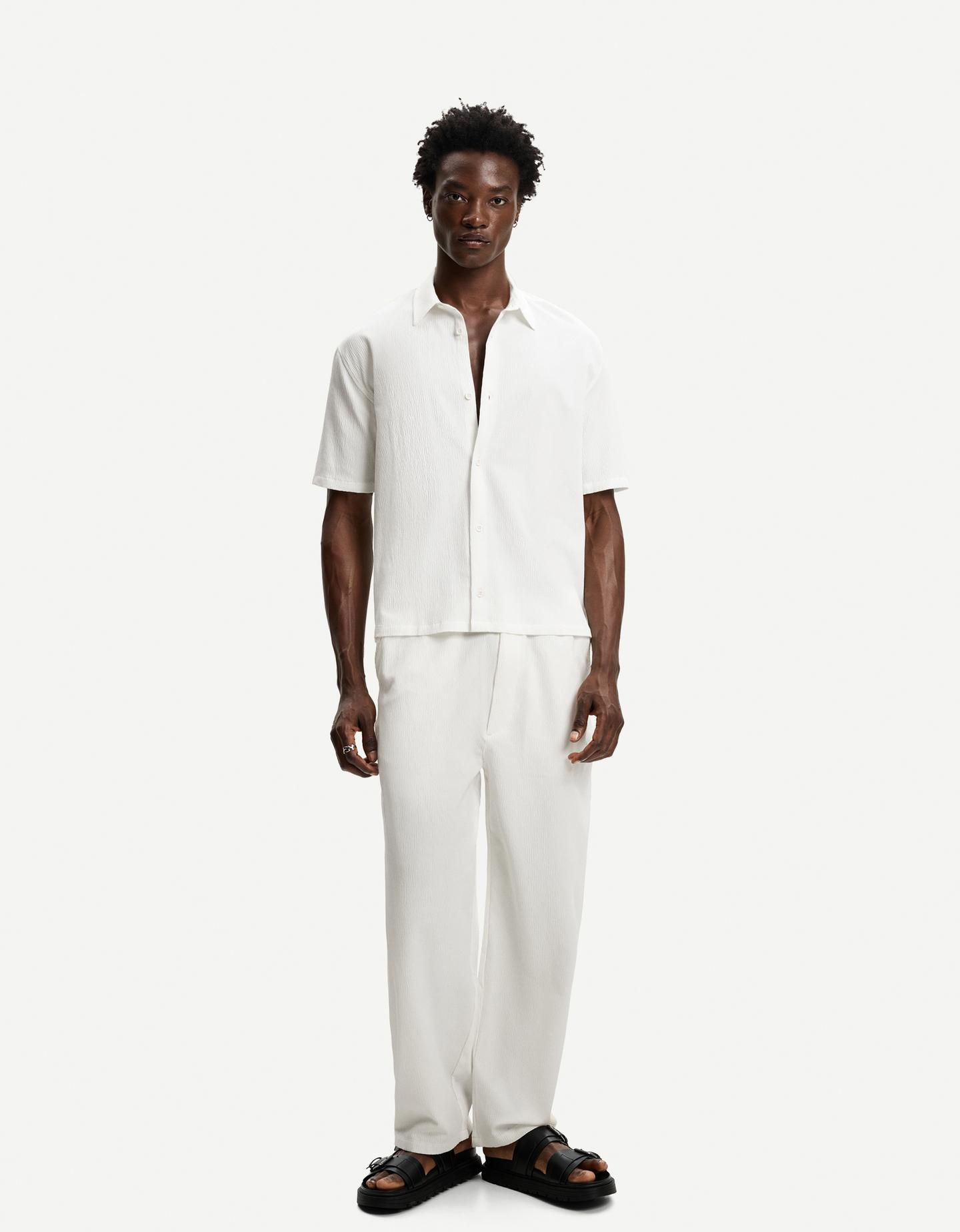Bershka plisowane spodnie jogger baggy biały złamany