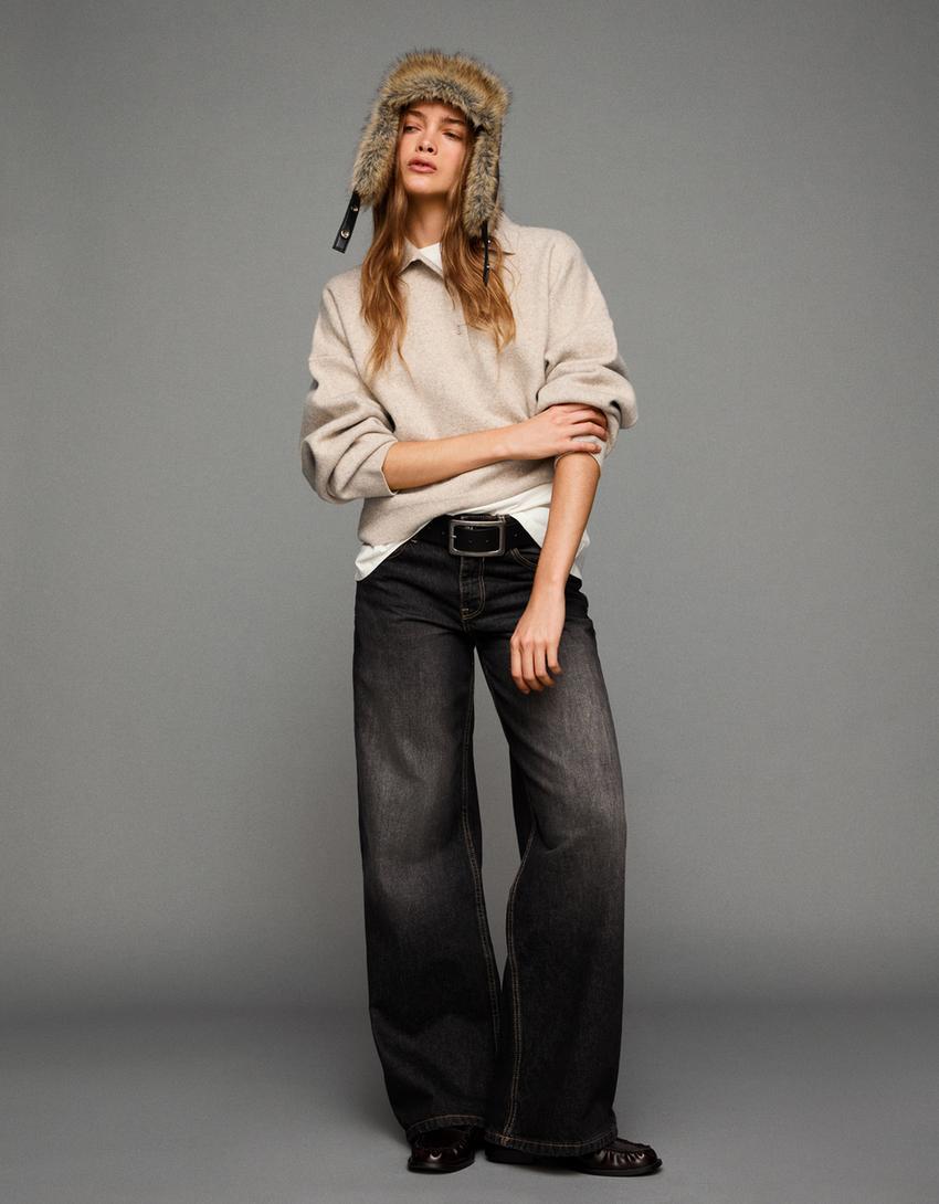 Boxy polo collar jumper-Camel