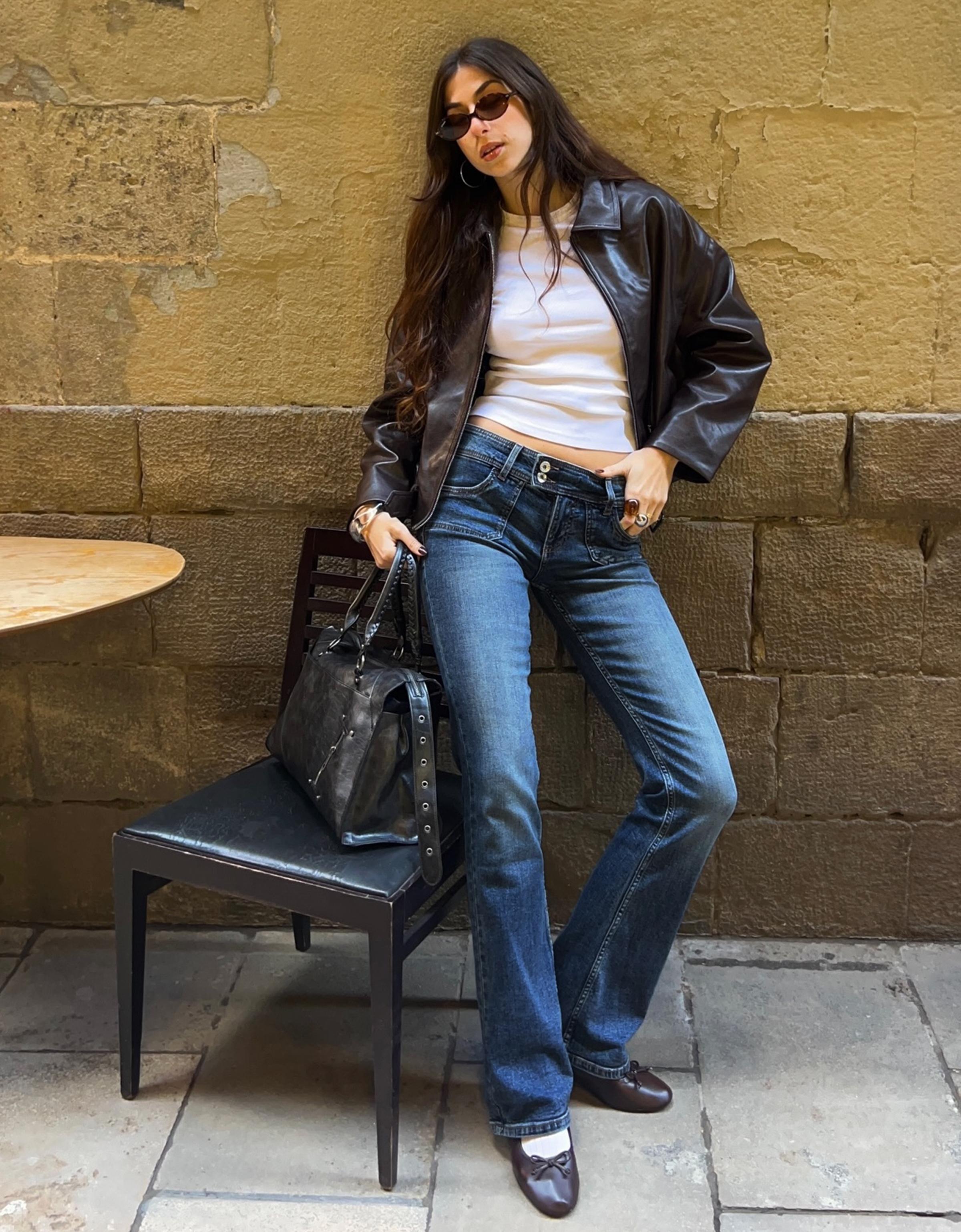 Low-rise boot-cut jeans — Light blue