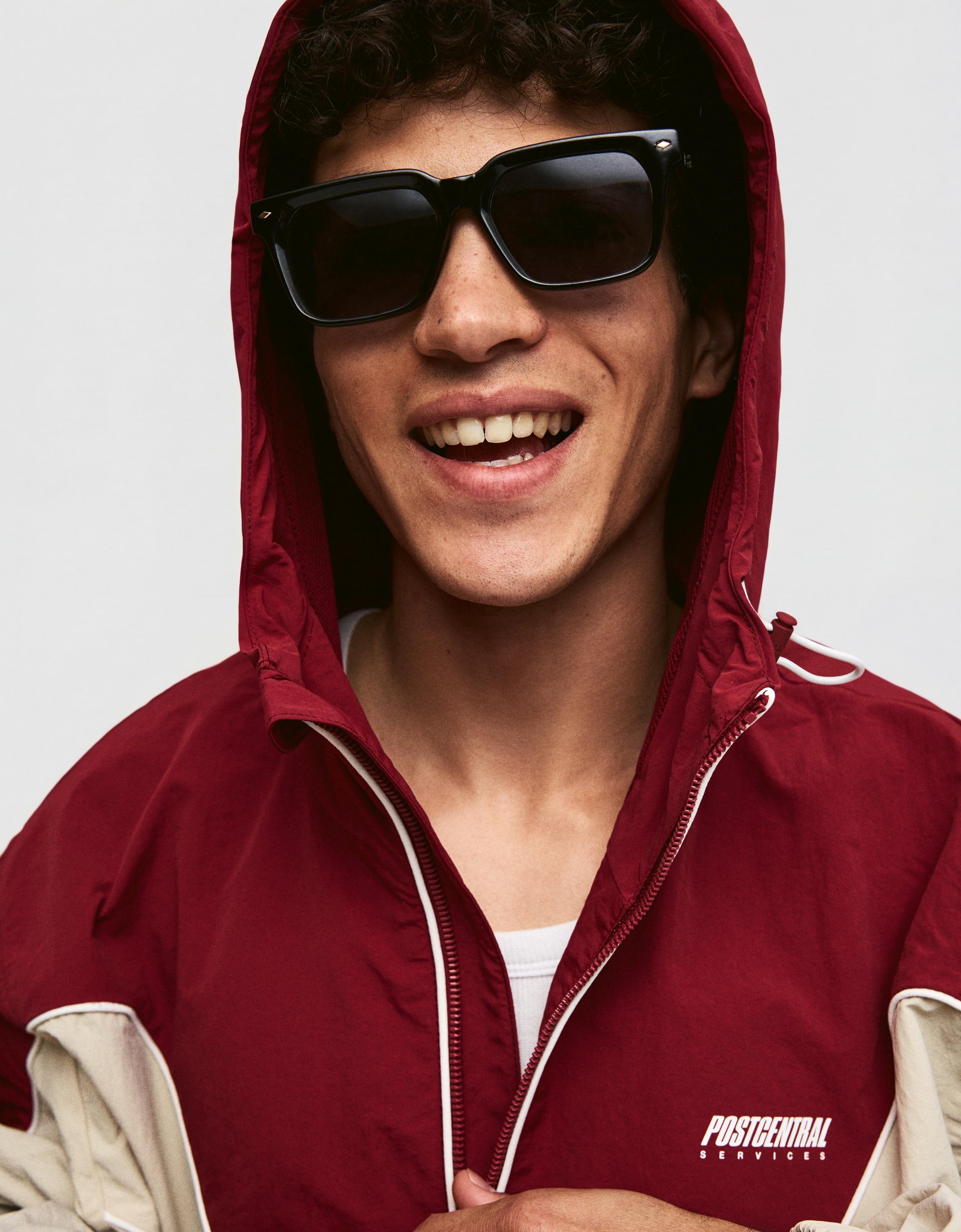 Hooded windbreaker jacket — Red
