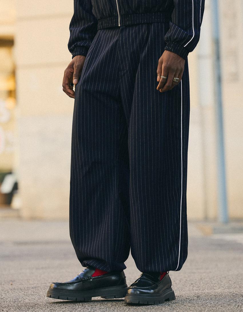 Super Baggy-Hose mit Nadelstreifen-Marinenblau