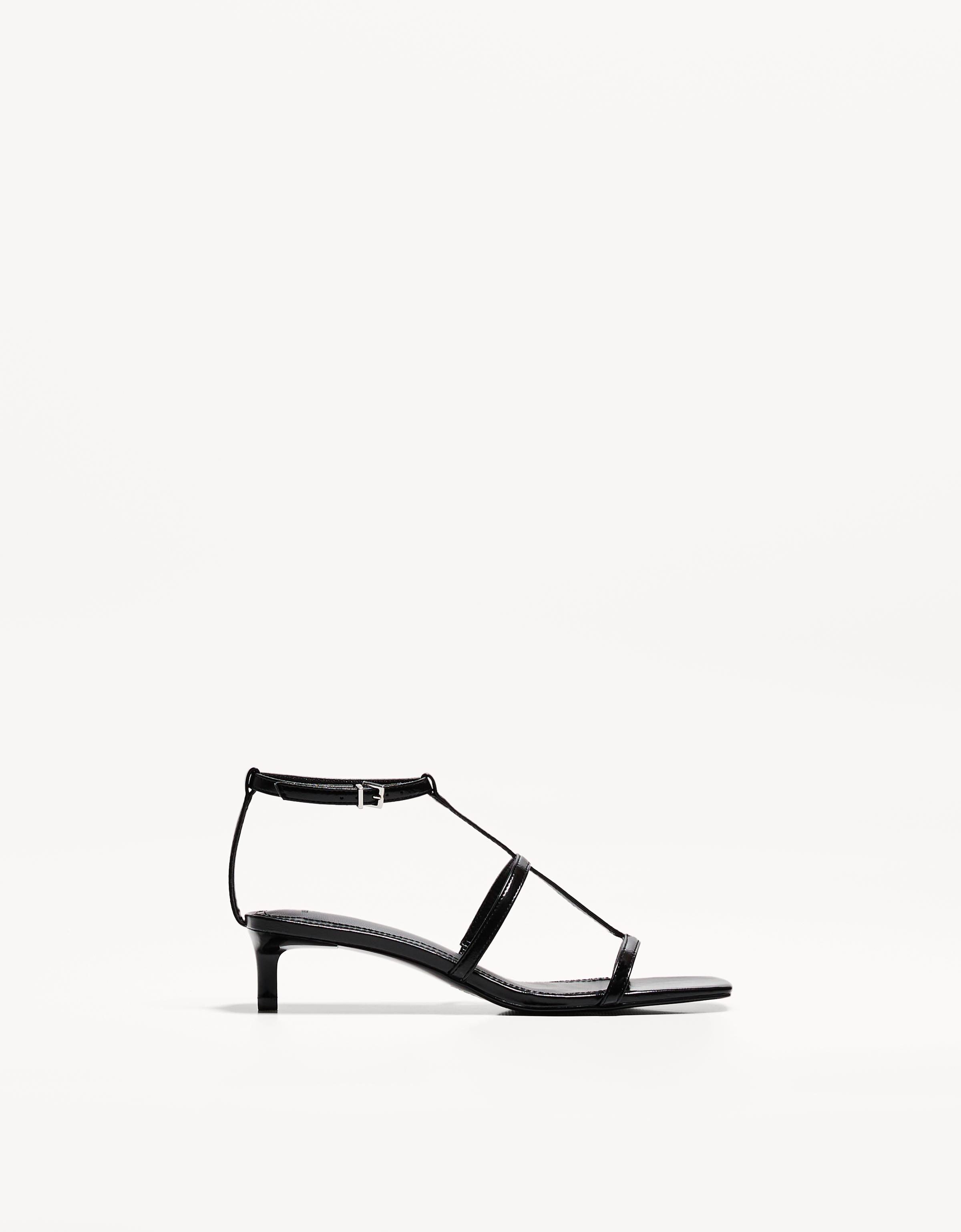 Bershka Riemensandalen Mit Kitten-Heels Damen 41 Schwarz