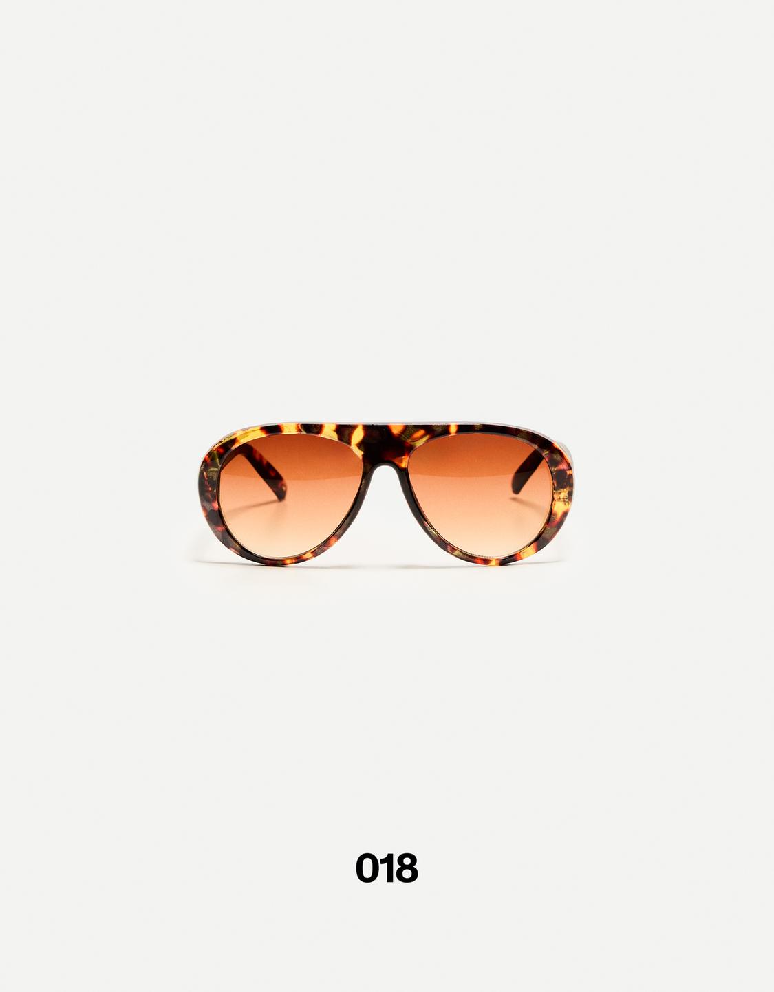 Resin sunglasses