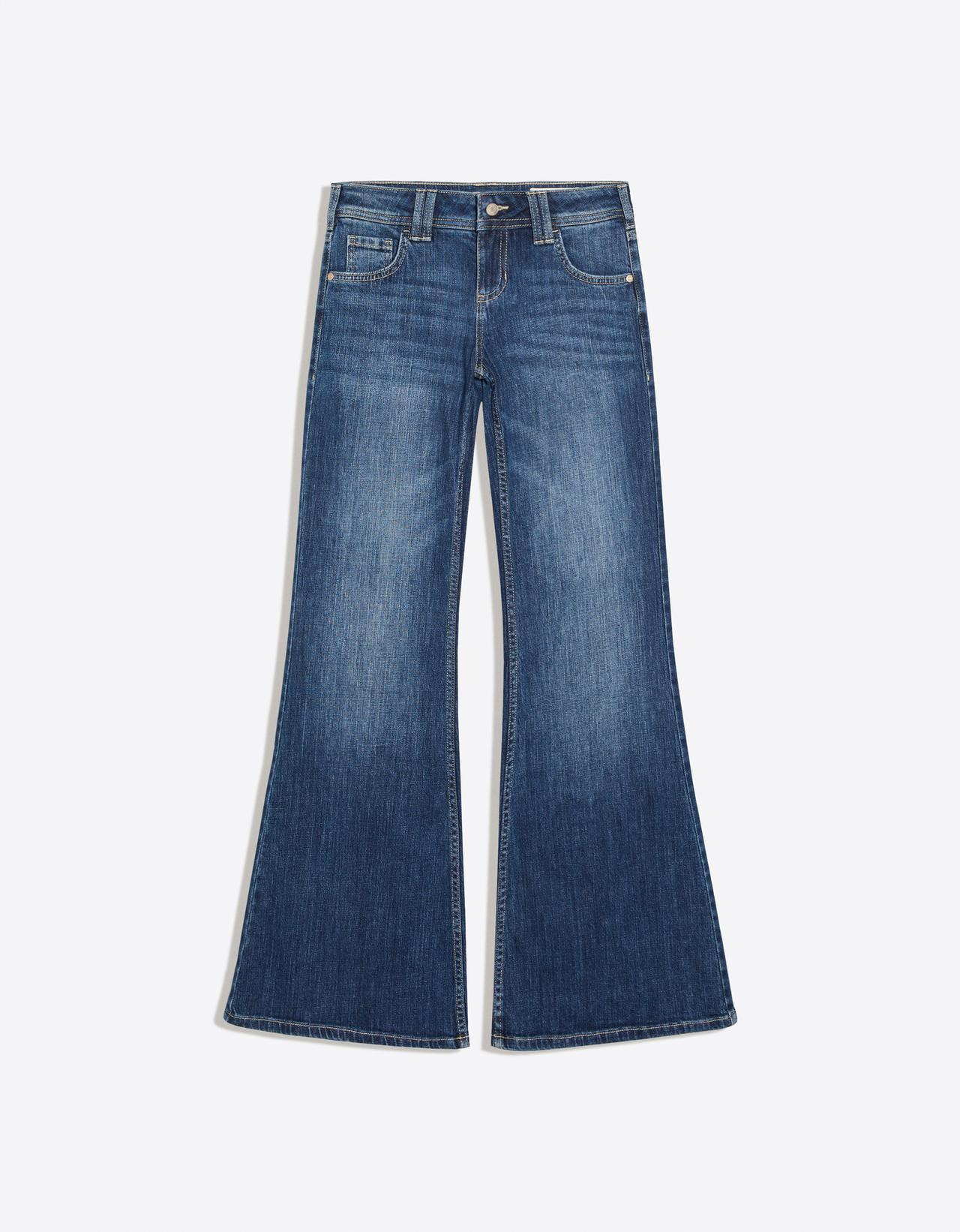 Low-rise flared jeans with embroidered flaps — Blue