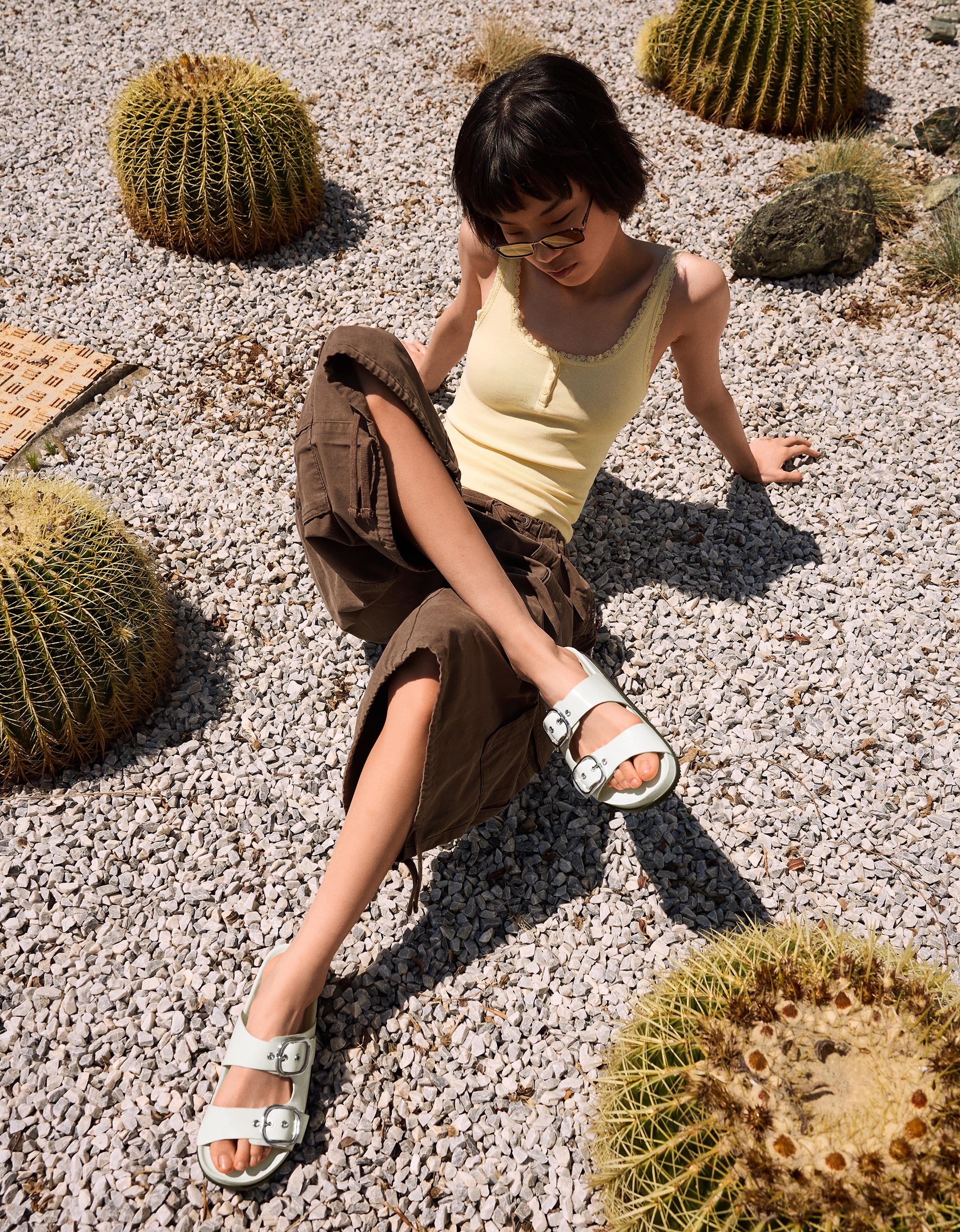 Buckled flat sandals — ECRU