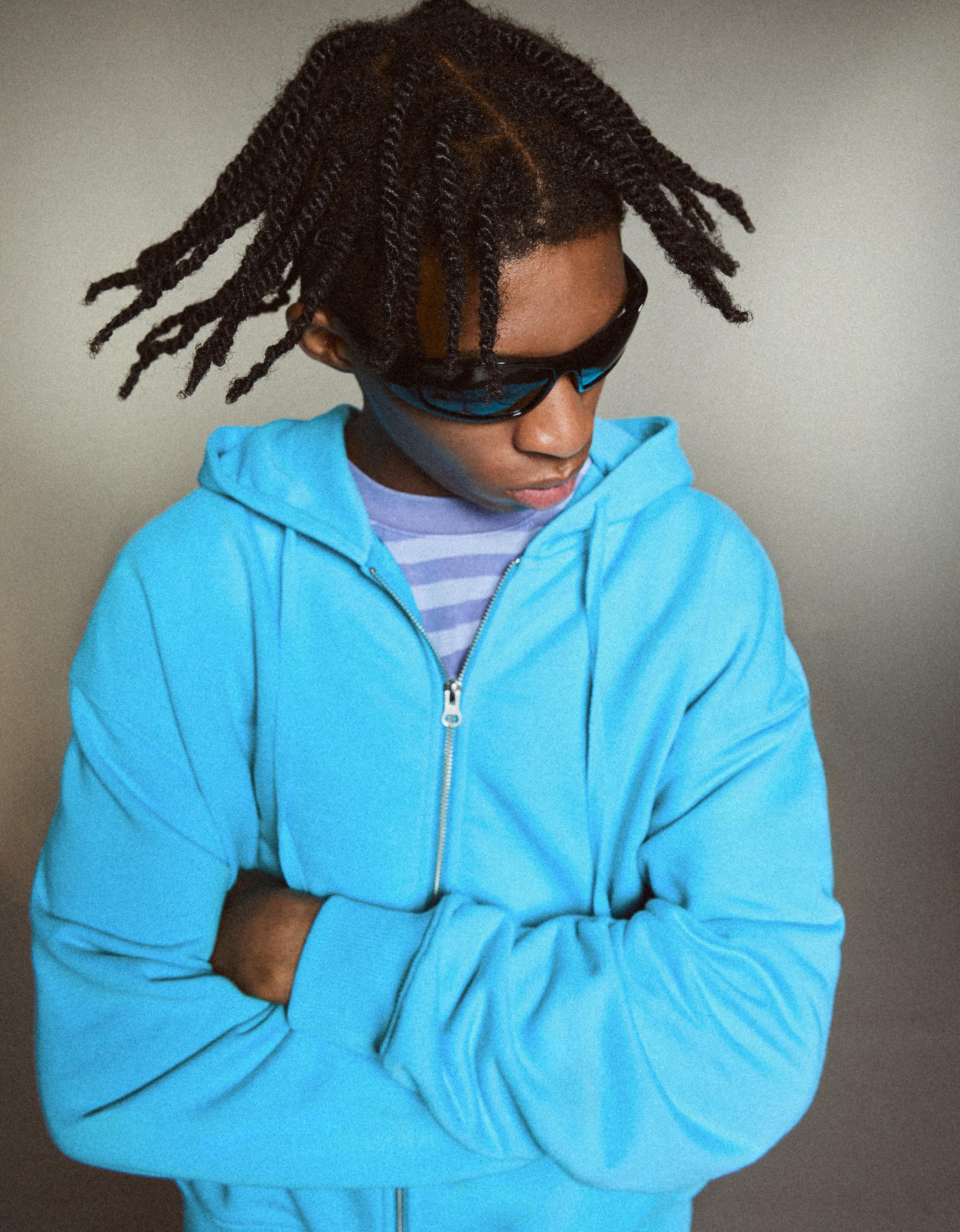 Zip-up hoodie — Light blue