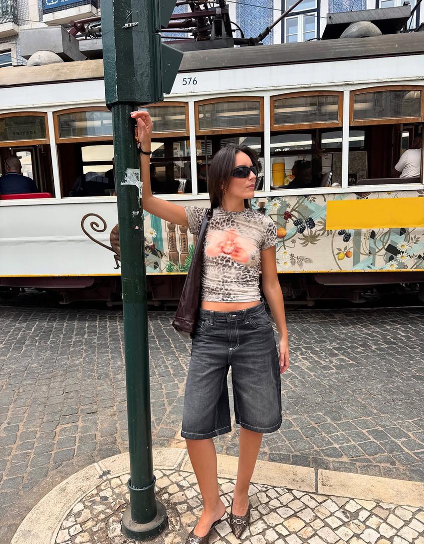 Baggy-Denim-Shorts-Schwarz-0
