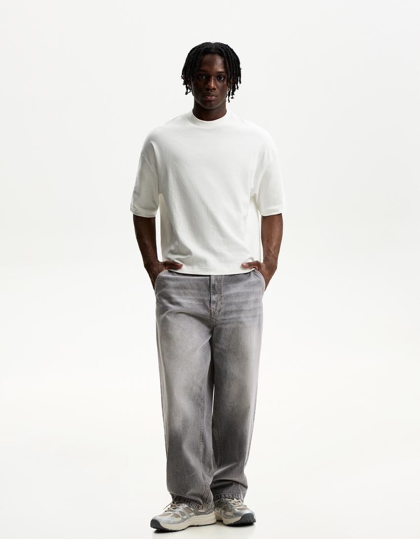 Jeans skater fit efecto lavado-Gris