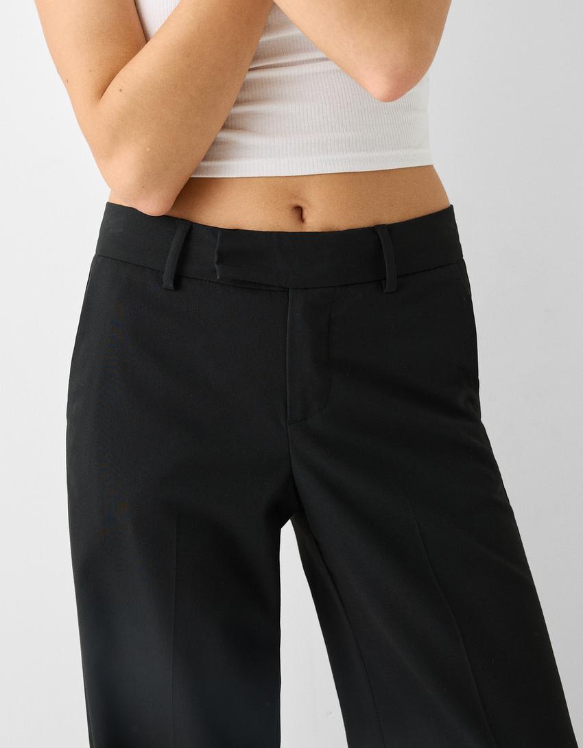 Low-waist straight-leg tailored fit trousers-Black