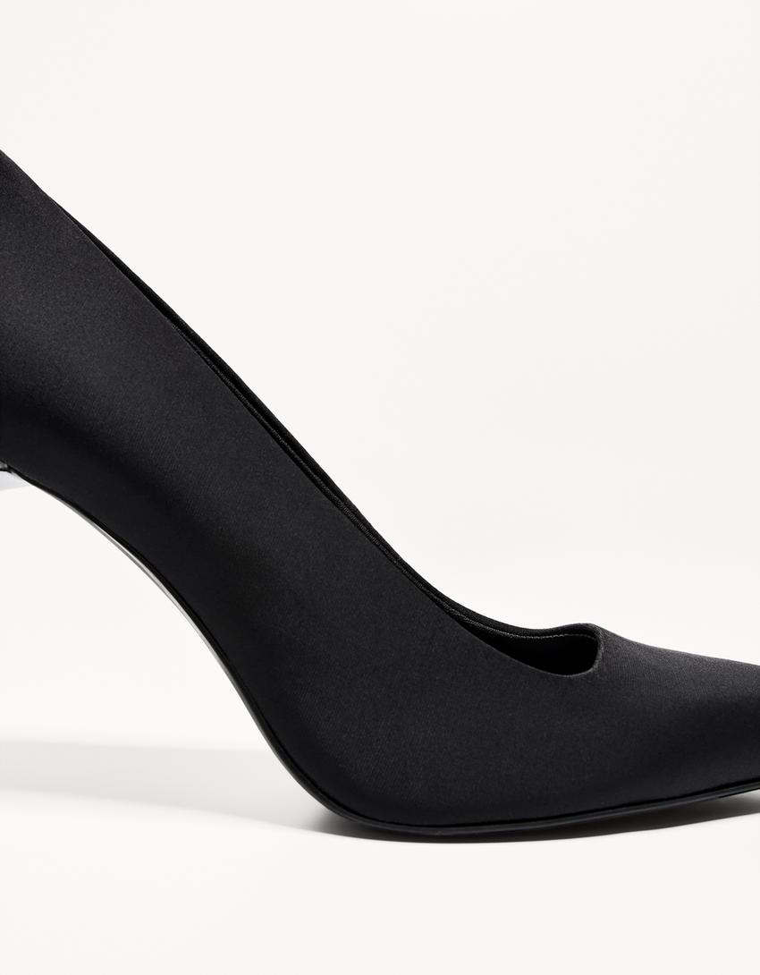 High-heel shoes-BLACK