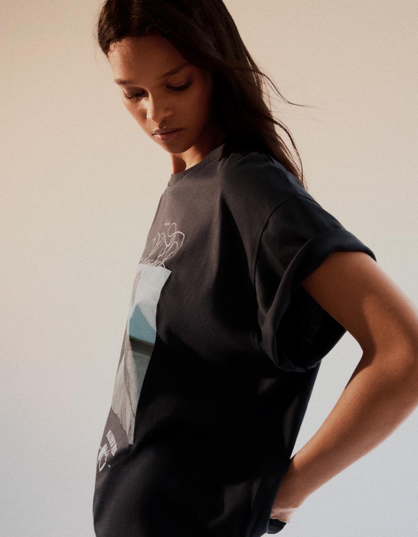 Oversize MADISON BEER tişört-Gri
