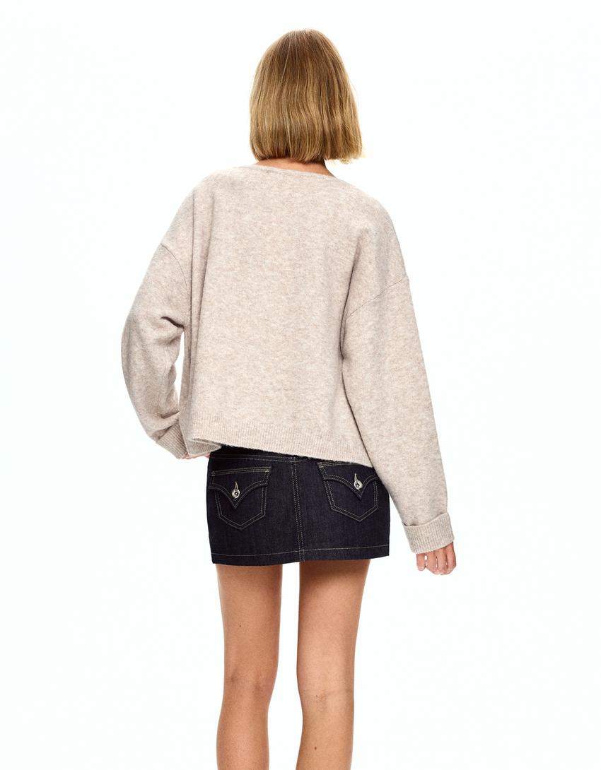 Soft touch V-neck sweater-Sand