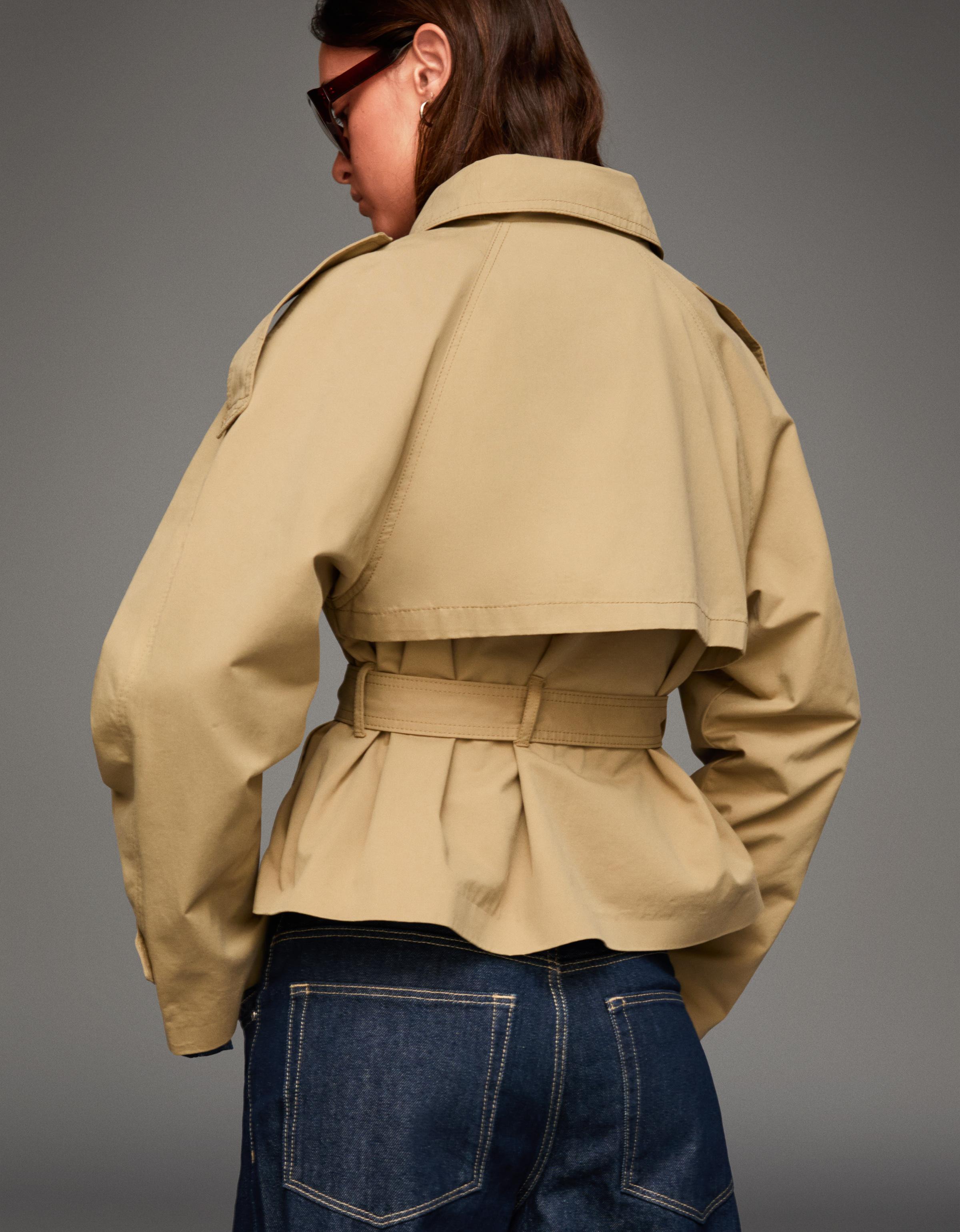 タイムセール　完売Lサイズ　2024AW Short Trench Jacket Short trench jacket - New - Women | Bershka