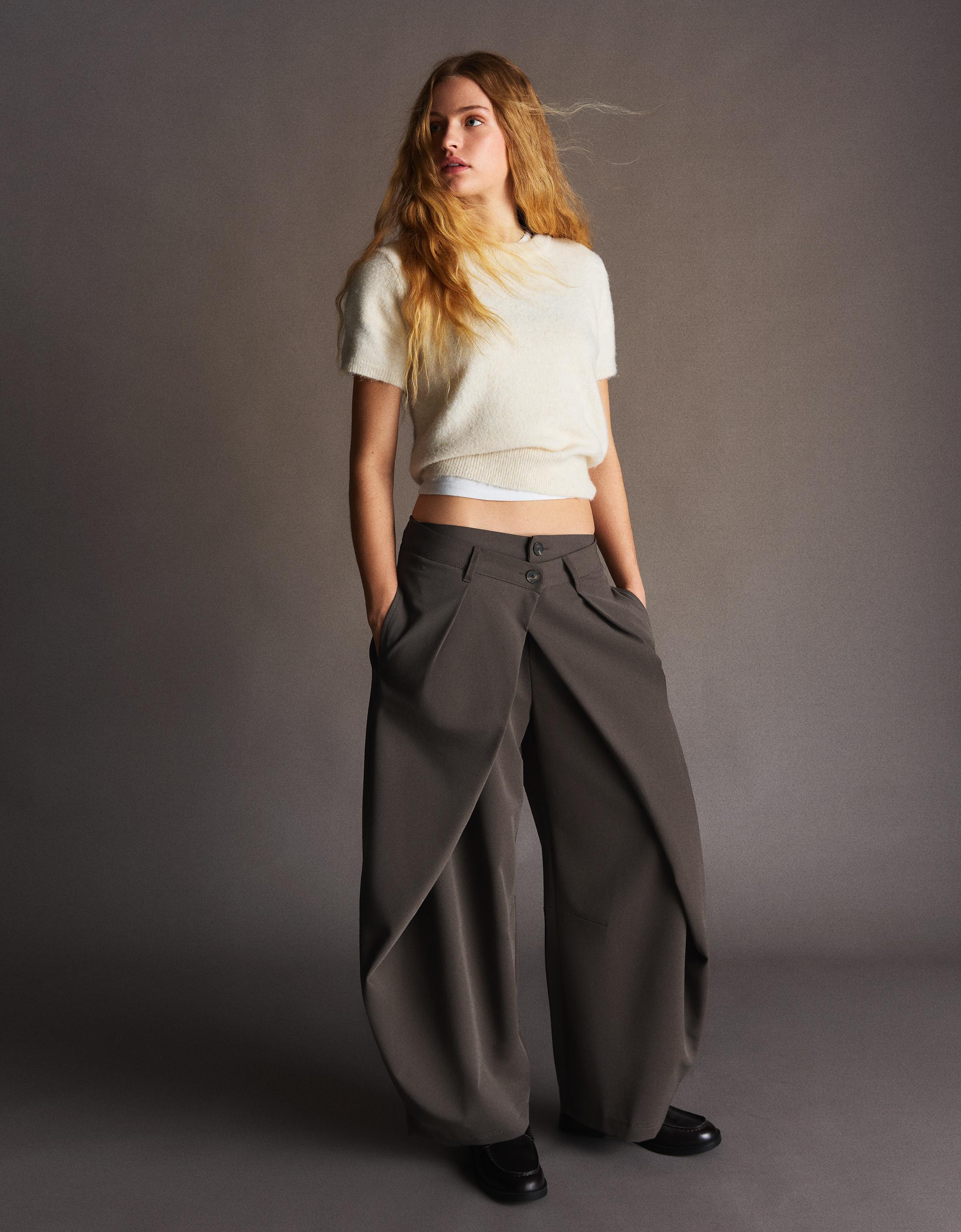 Bershka Barrel-Hose Mit Falten Damen 36 Nerzfarbe